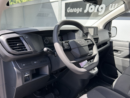 TOYOTA Proace EV 75kWh L Active-image-7