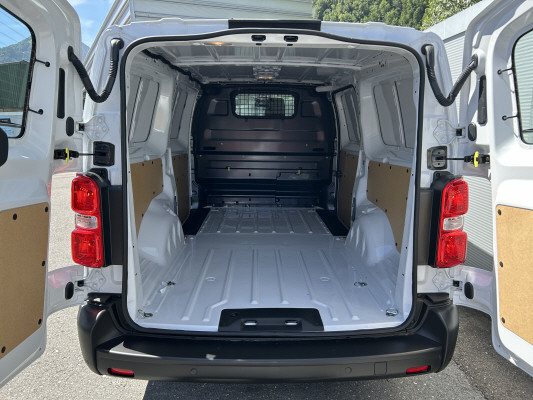 TOYOTA Proace EV 75kWh L Active-image-5