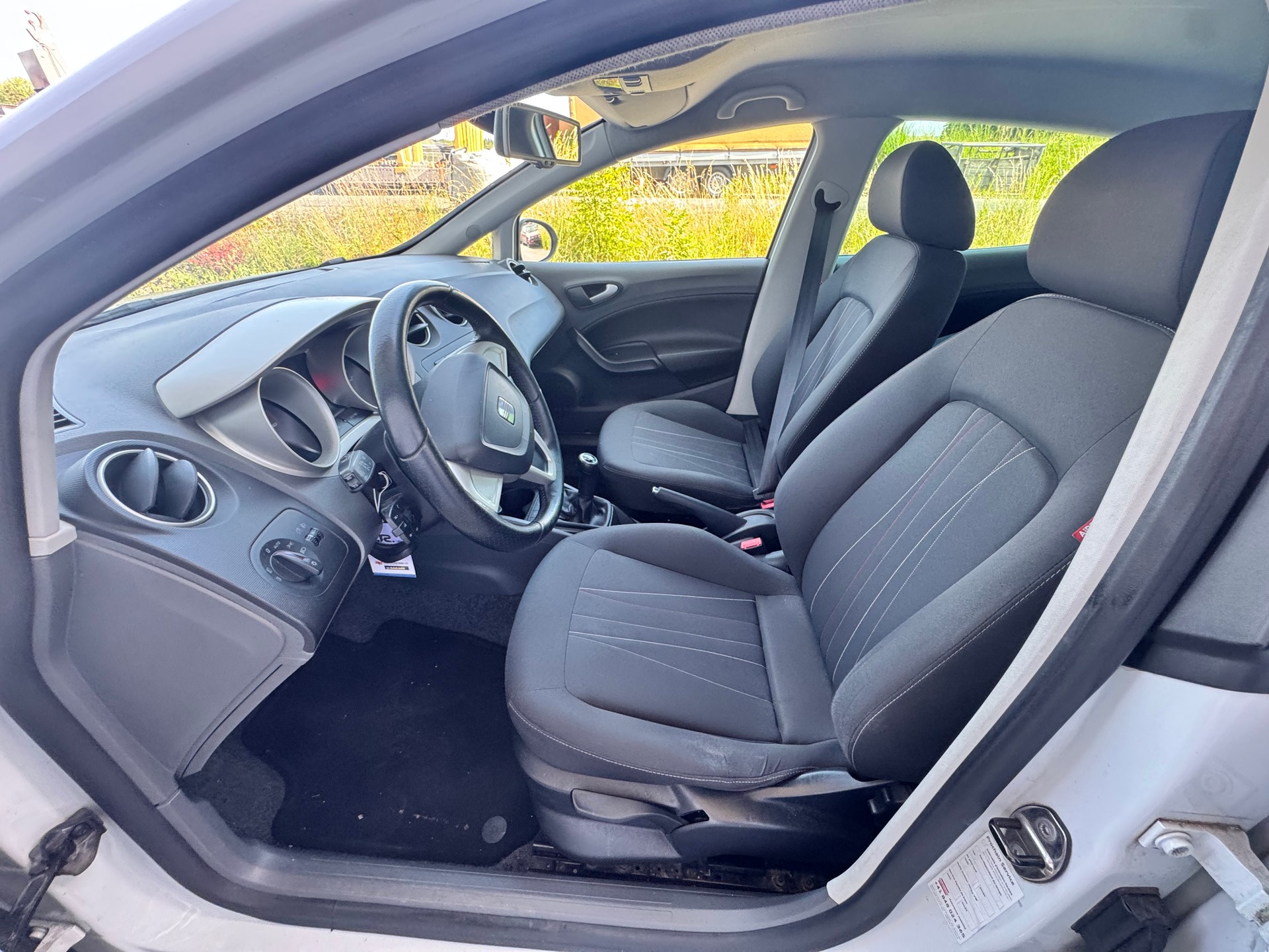 SEAT Ibiza 1.2 TSI Sport-image-9