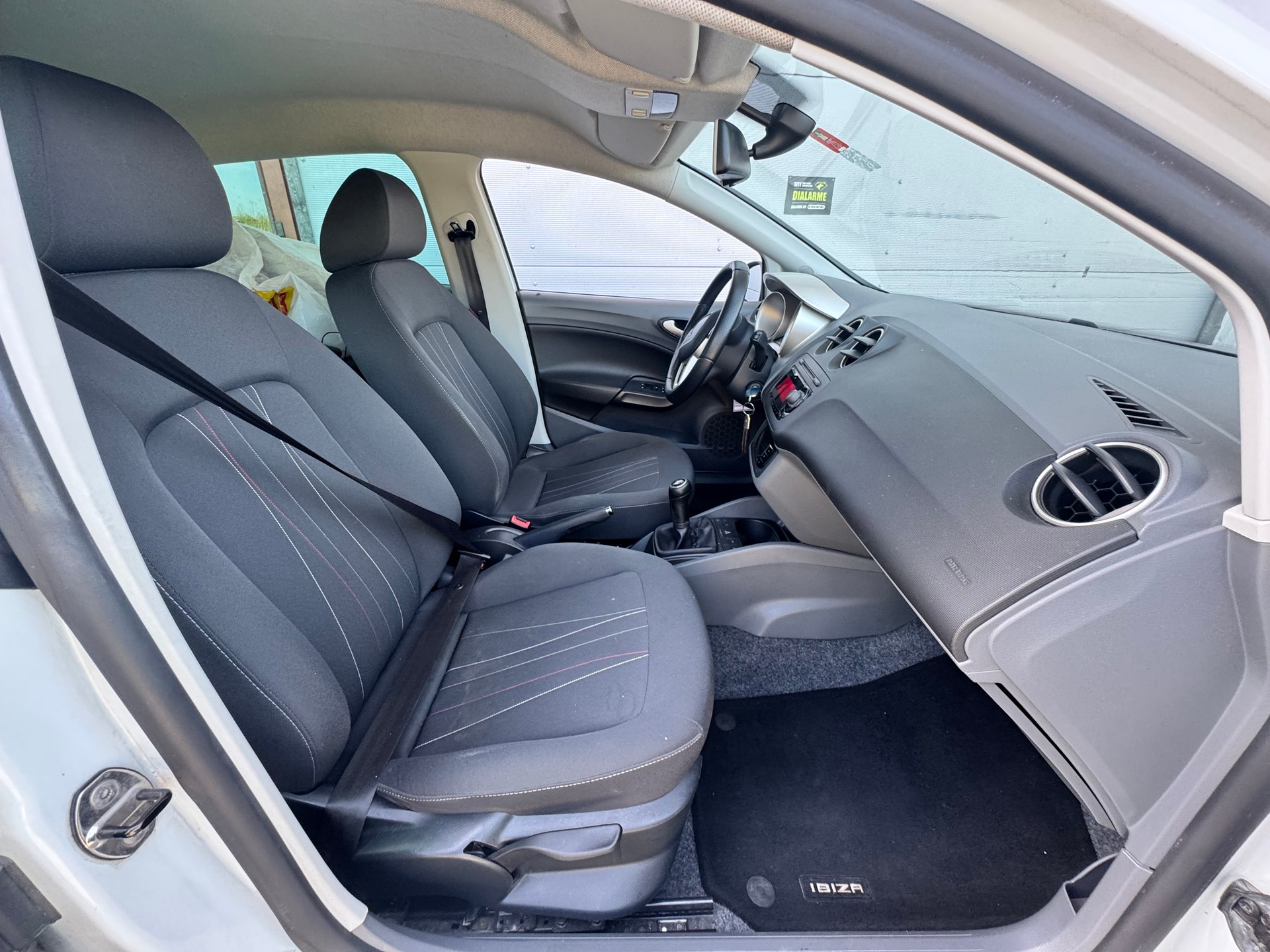 SEAT Ibiza 1.2 TSI Sport-image-10