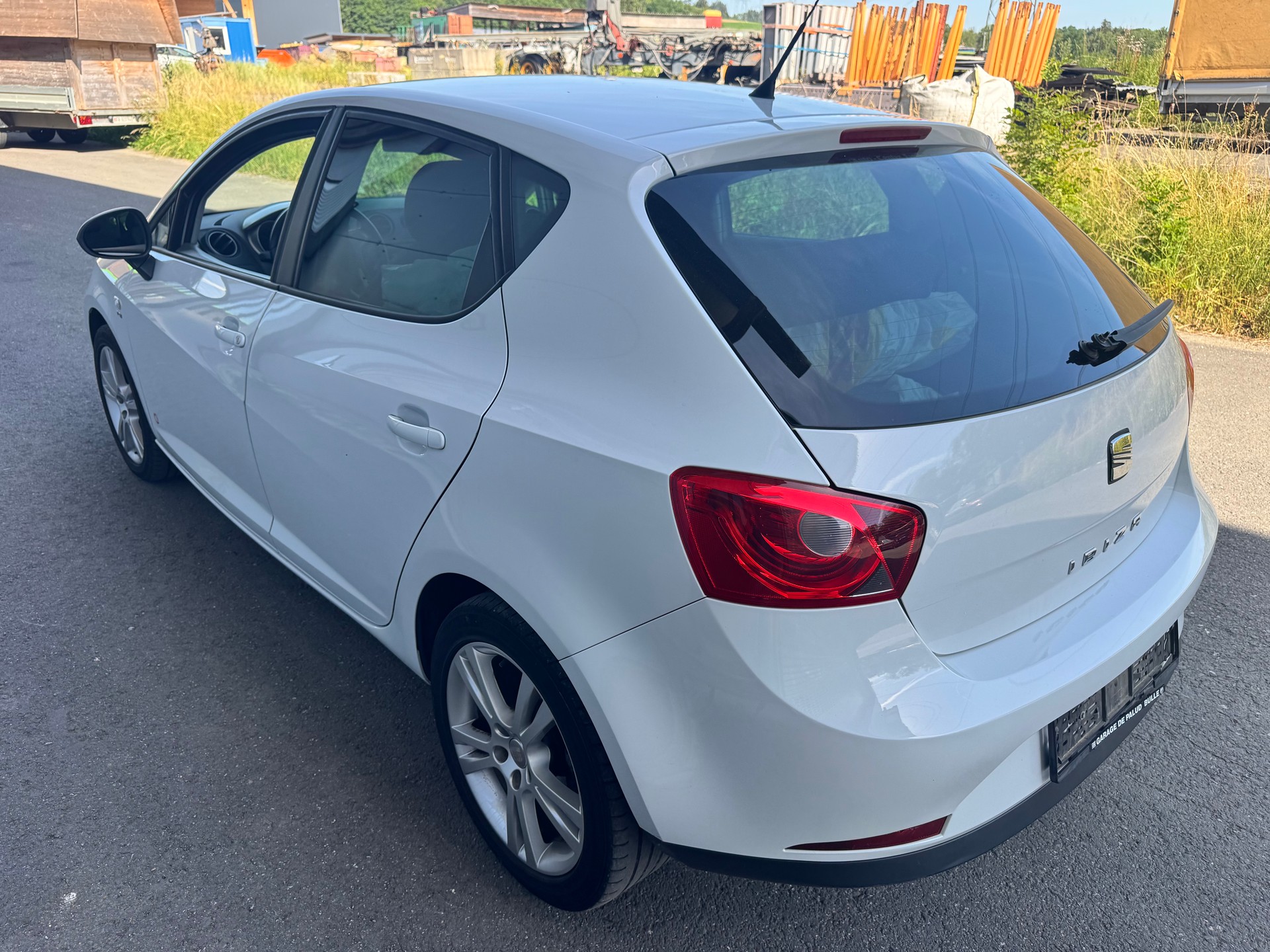 SEAT Ibiza 1.2 TSI Sport-image-3