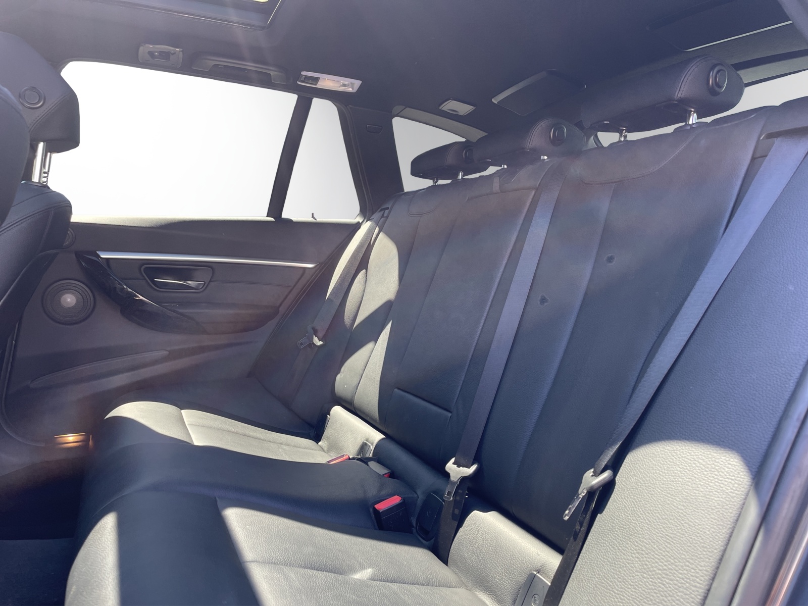 BMW 340i xDrive Touring M Sport Steptronic-image-9