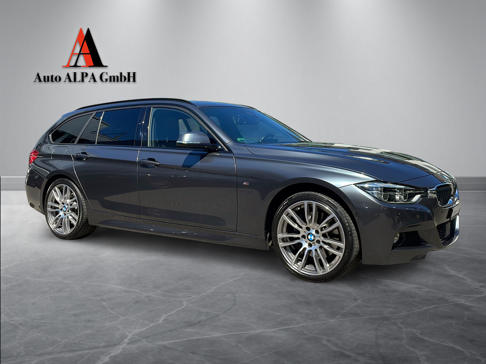 BMW 340i xDrive Touring M Sport Steptronic-image-5