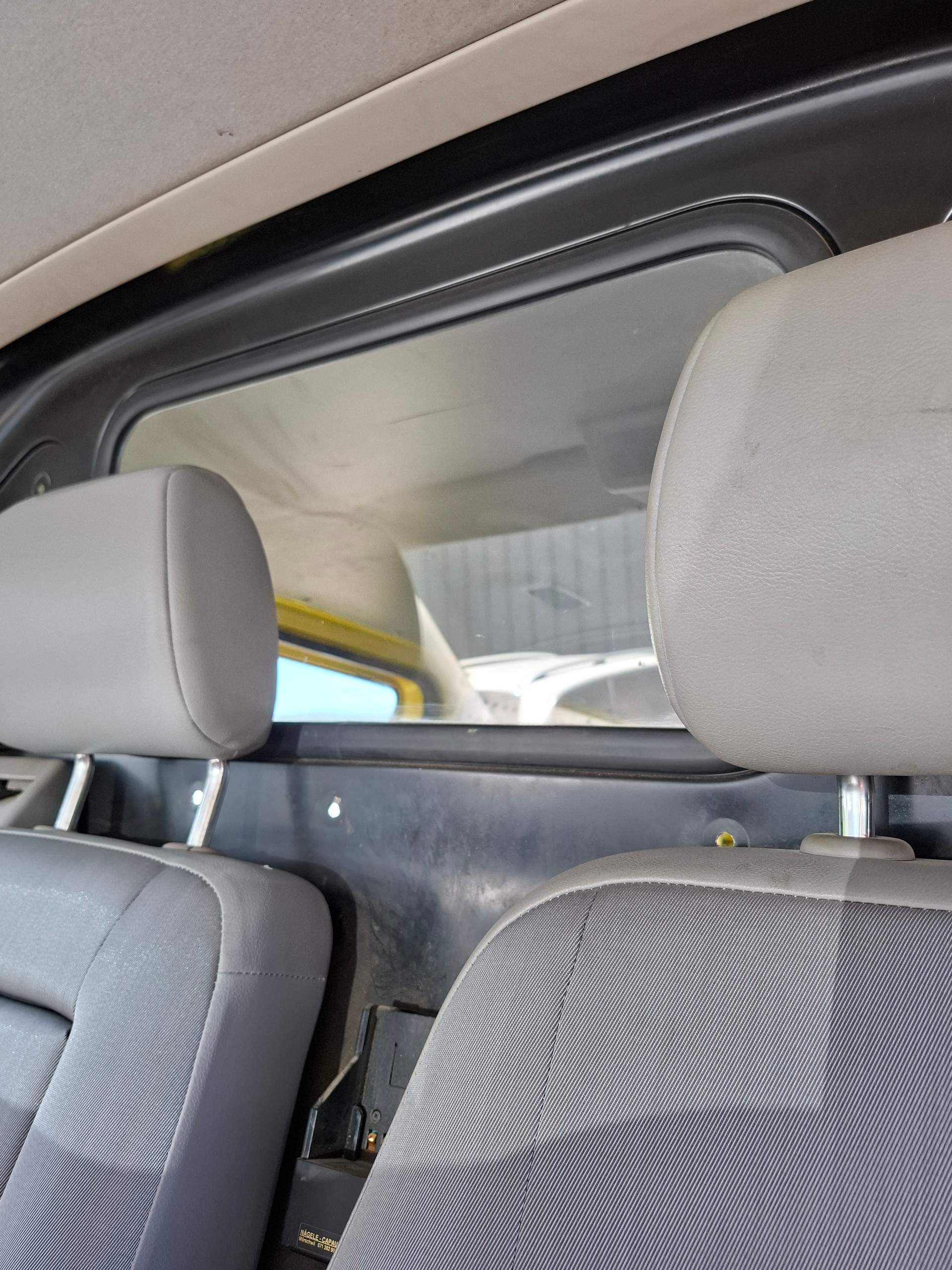VW T5 2.0 TDI 4Motion-image-11