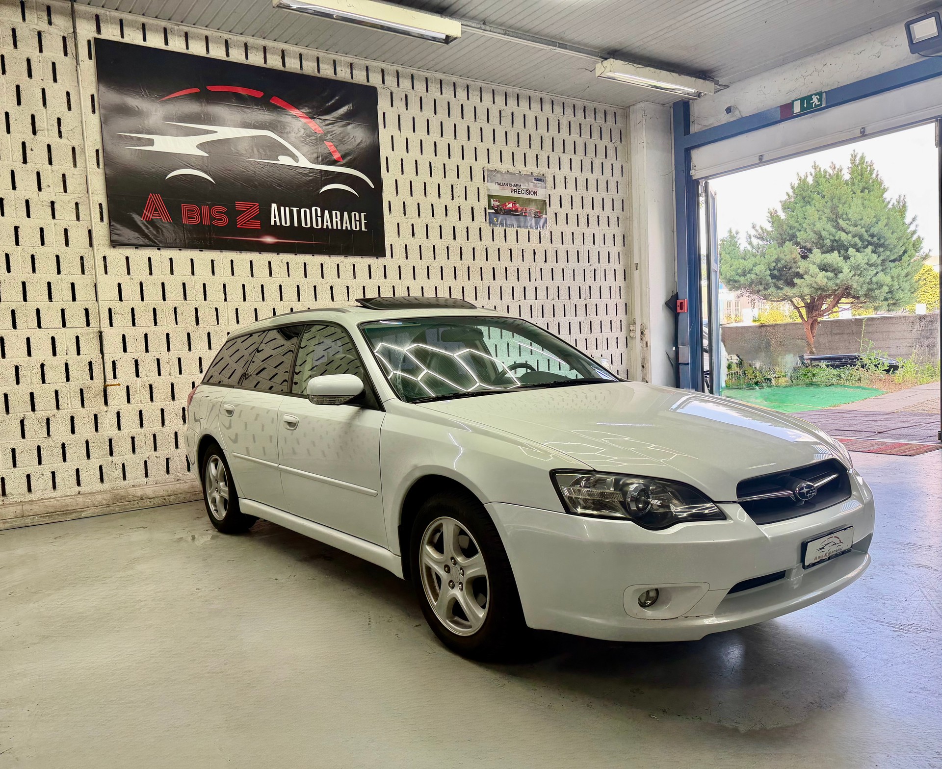 SUBARU Legacy 2.5i AWD Limited Automatic-image-2