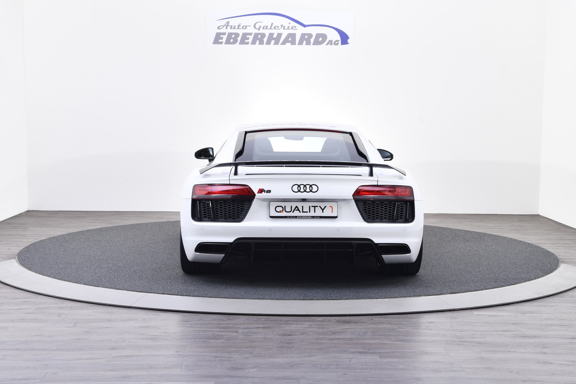 AUDI R8 Coupé 5.2 plus S-Tronic-image-3
