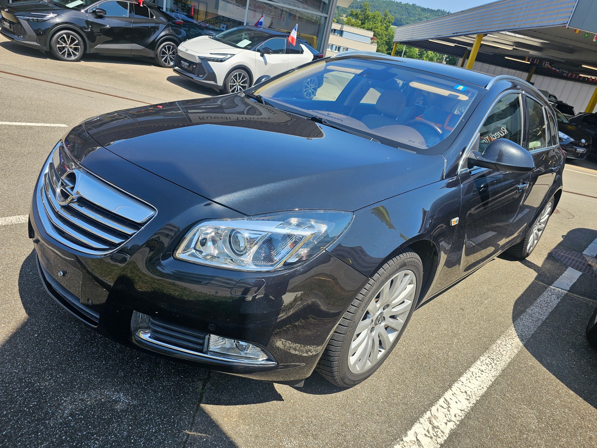 OPEL Insignia ST 2.0 Turbo Sport 4WD Aut.-image-2