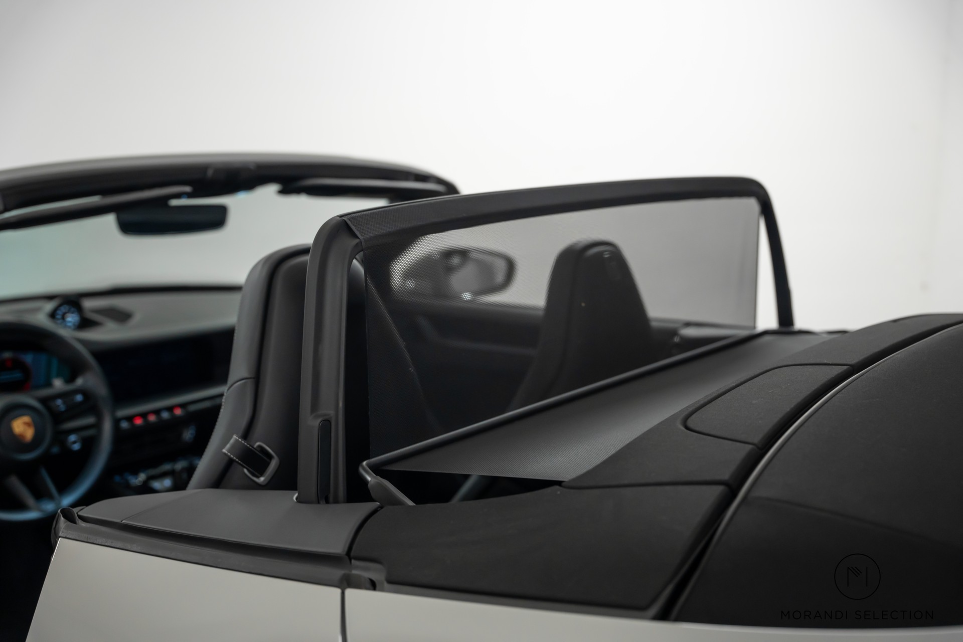 PORSCHE 911 Cabriolet 3.0 Carrera 4 PDK-image-11