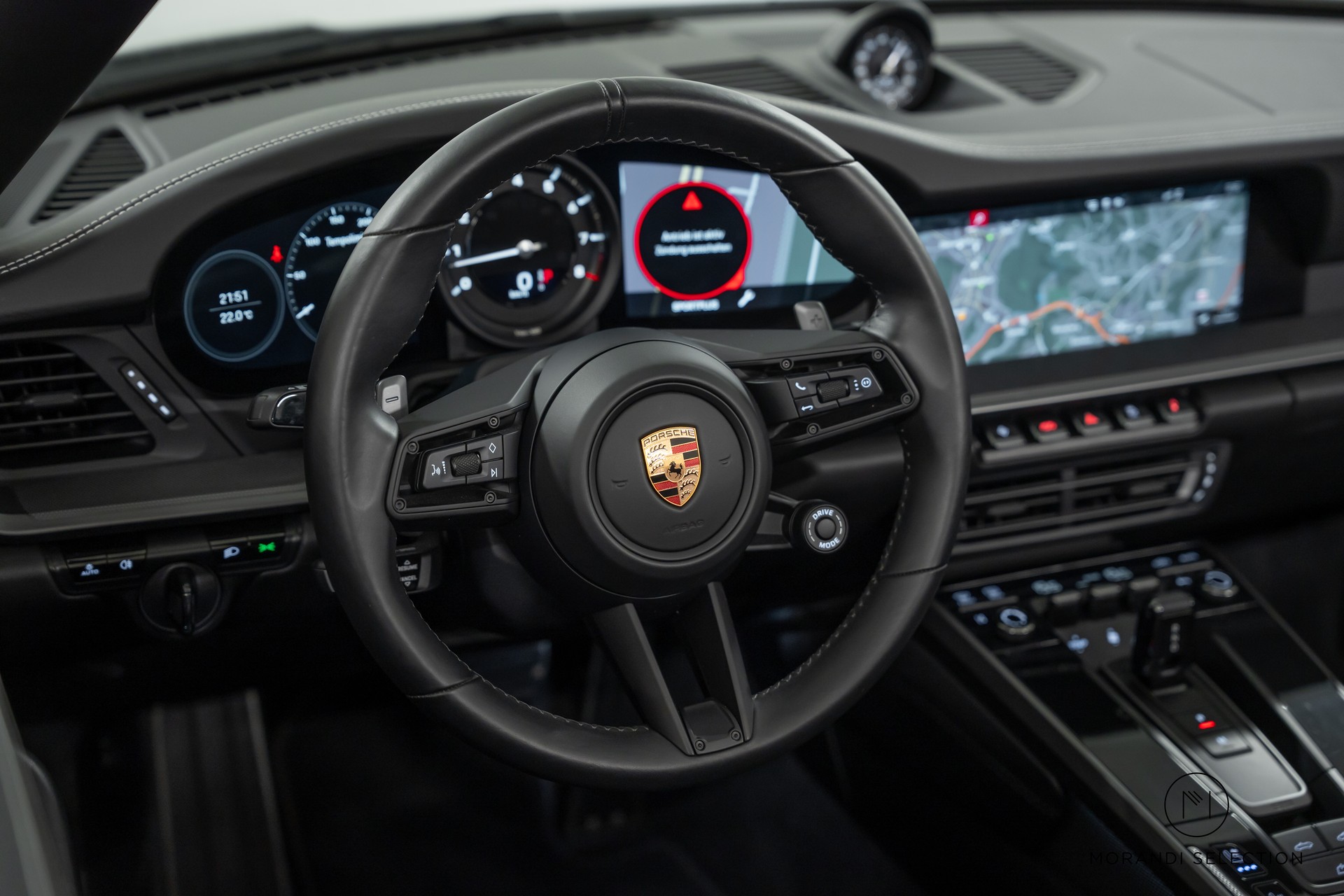 PORSCHE 911 Cabriolet 3.0 Carrera 4 PDK-image-19