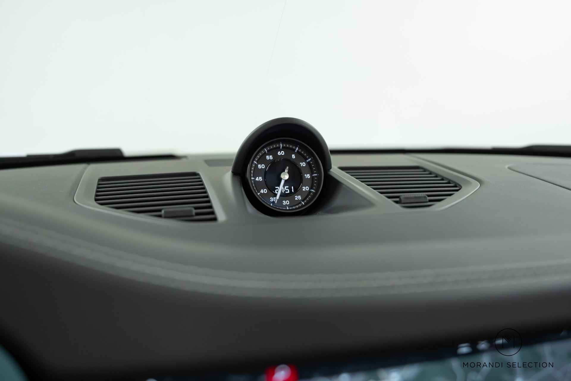 PORSCHE 911 Cabriolet 3.0 Carrera 4 PDK-image-27