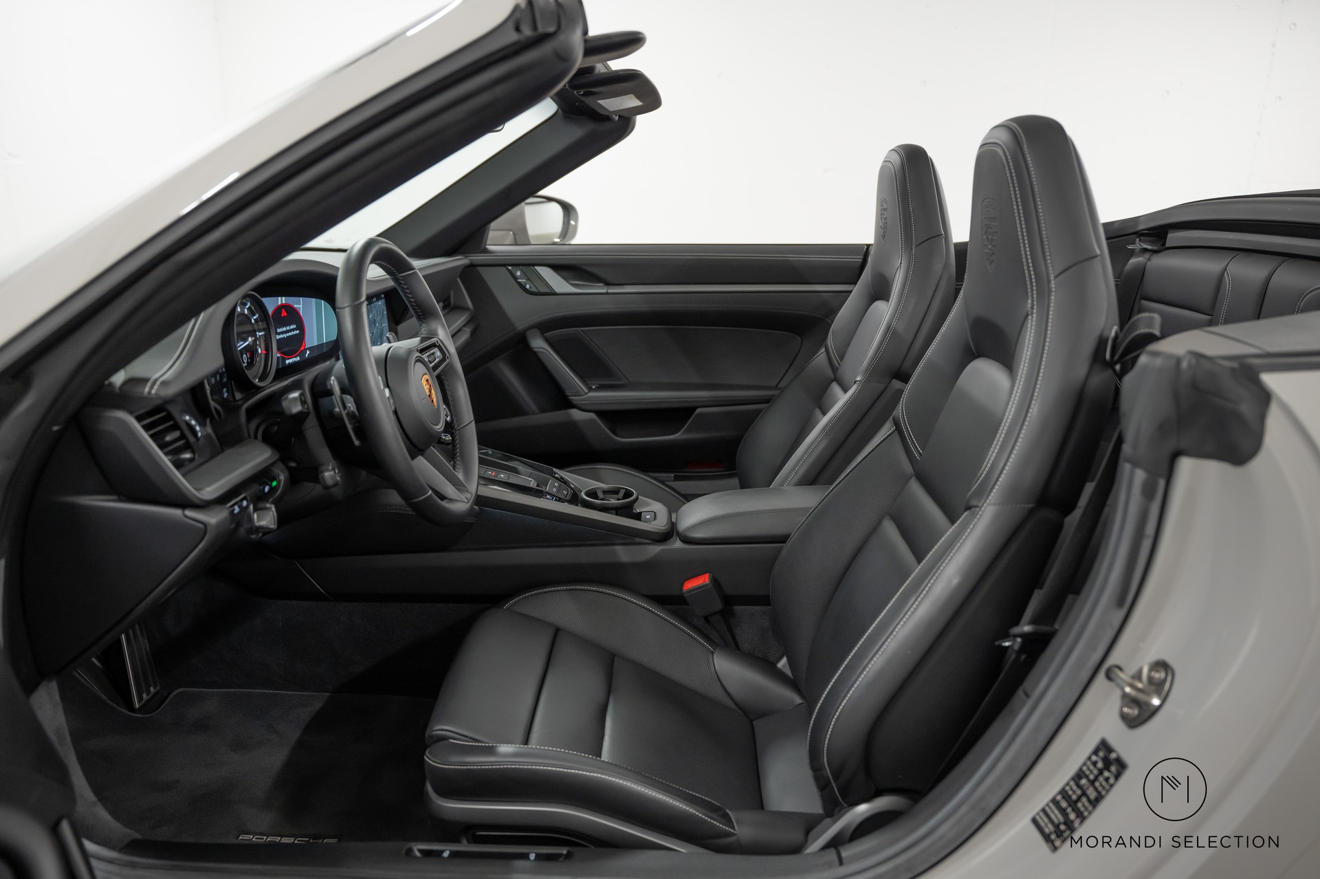 PORSCHE 911 Cabriolet 3.0 Carrera 4 PDK-image-14