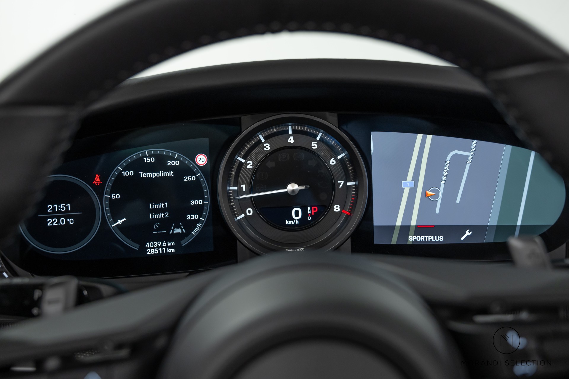 PORSCHE 911 Cabriolet 3.0 Carrera 4 PDK-image-25