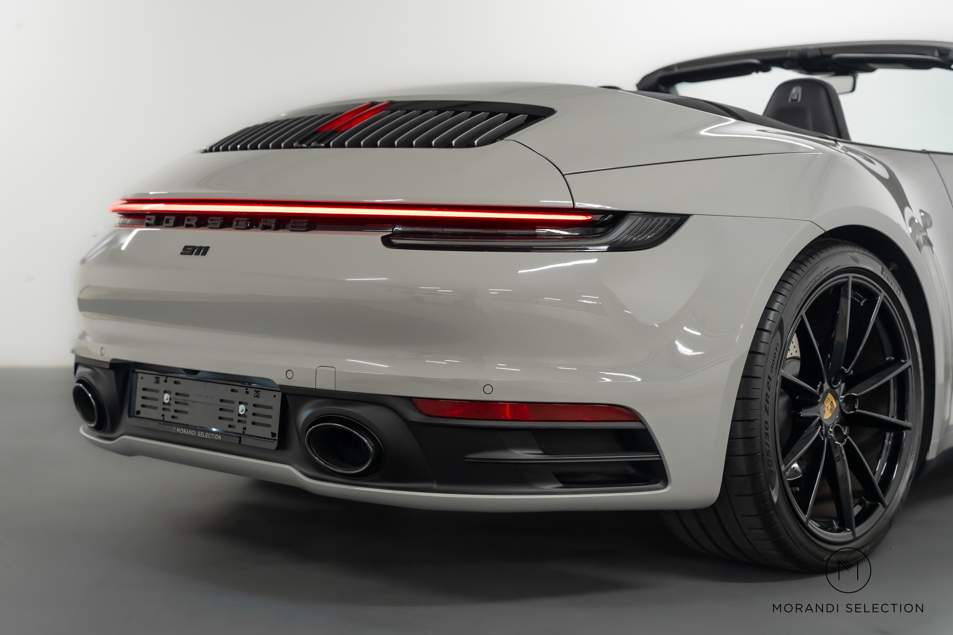PORSCHE 911 Cabriolet 3.0 Carrera 4 PDK-image-5