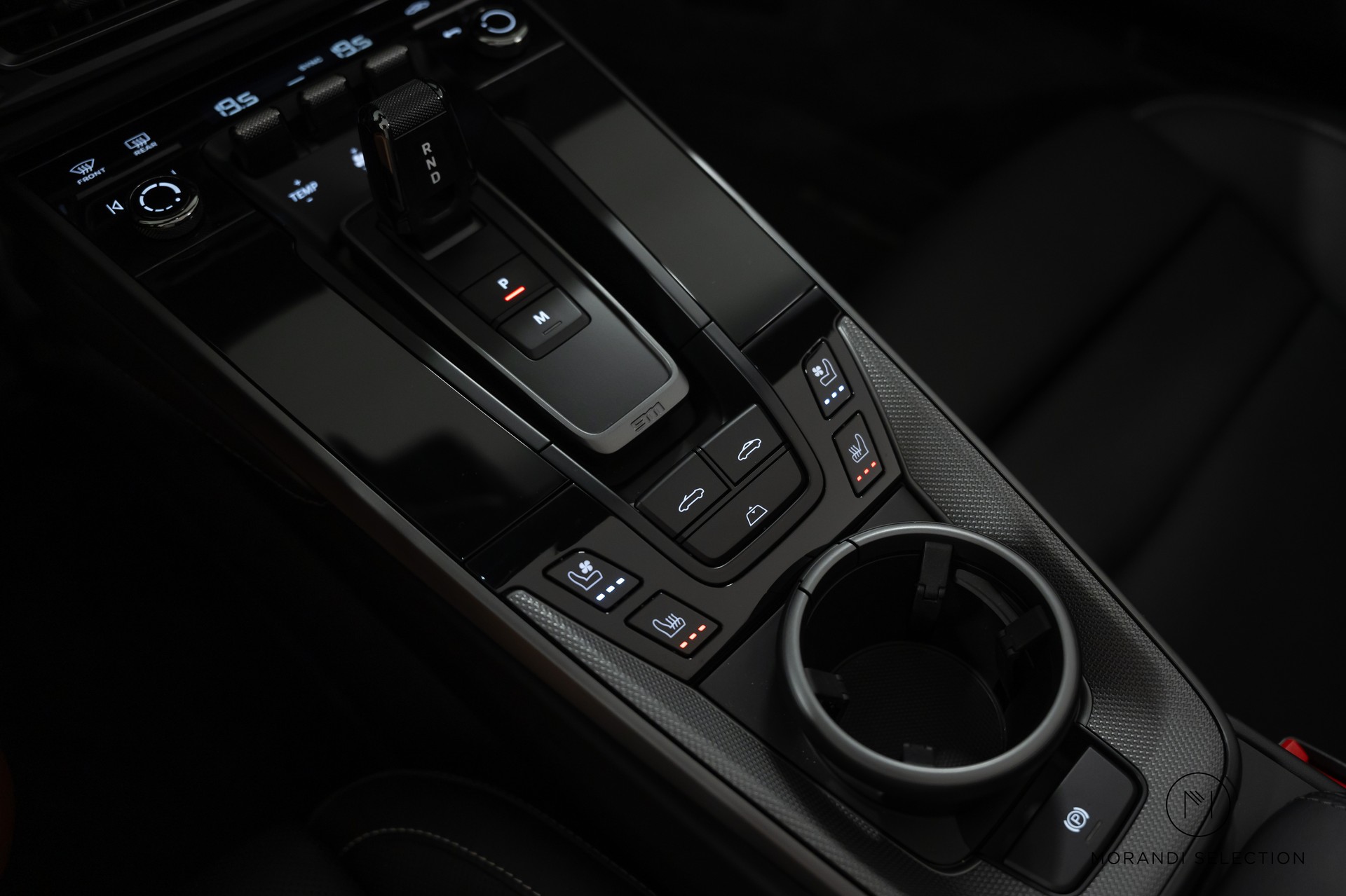 PORSCHE 911 Cabriolet 3.0 Carrera 4 PDK-image-28