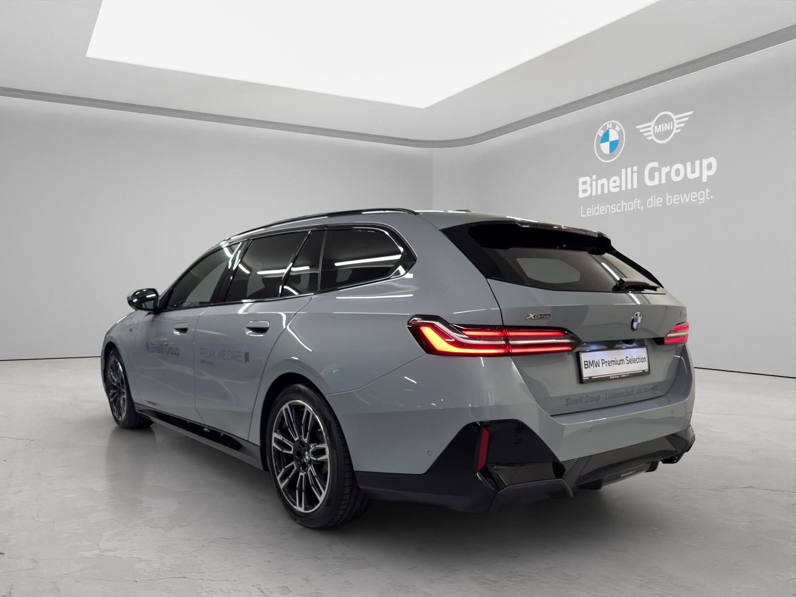 BMW 520d xDrive Touring-image-2