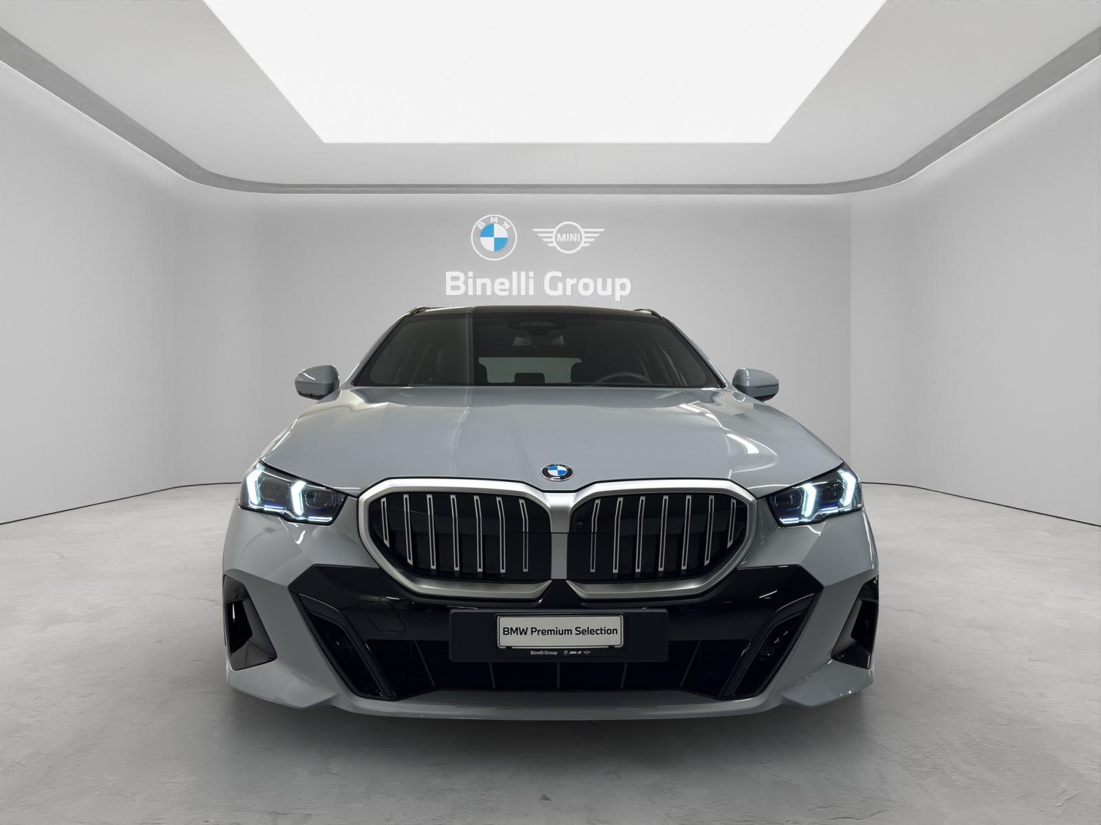 BMW 520d xDrive Touring-image-7