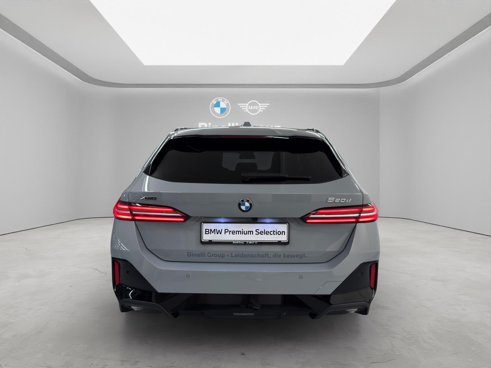 BMW 520d xDrive Touring-image-3