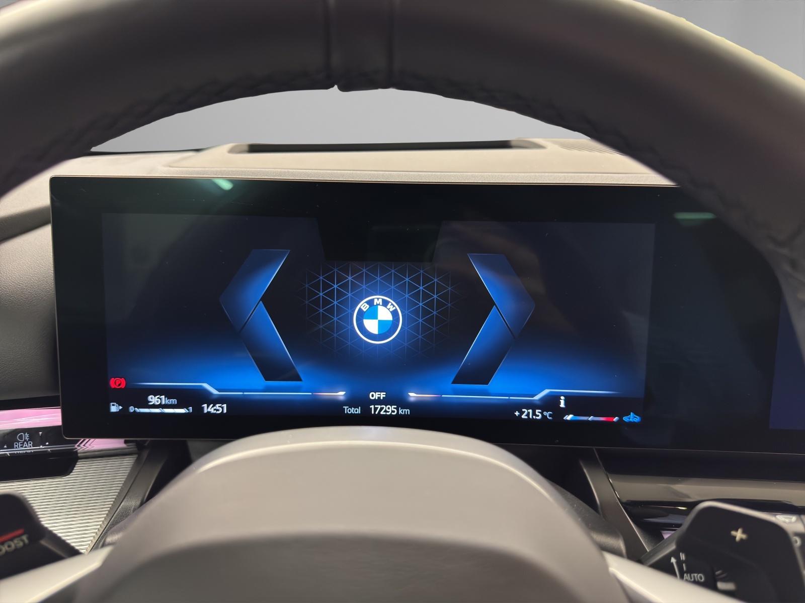 BMW 520d xDrive Touring-image-17