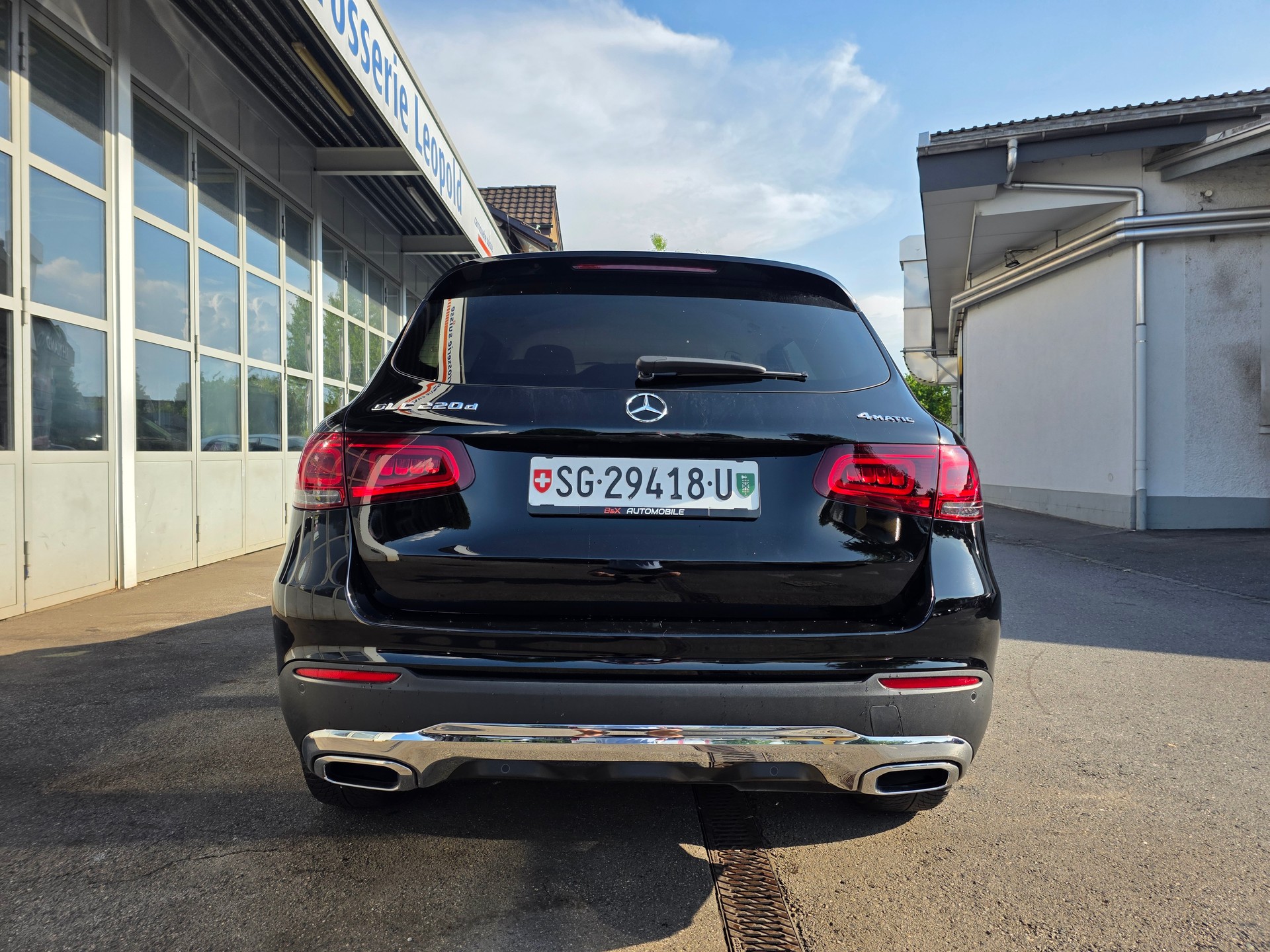 MERCEDES-BENZ GLC 220 d 4Matic 9G-Tronic-image-7