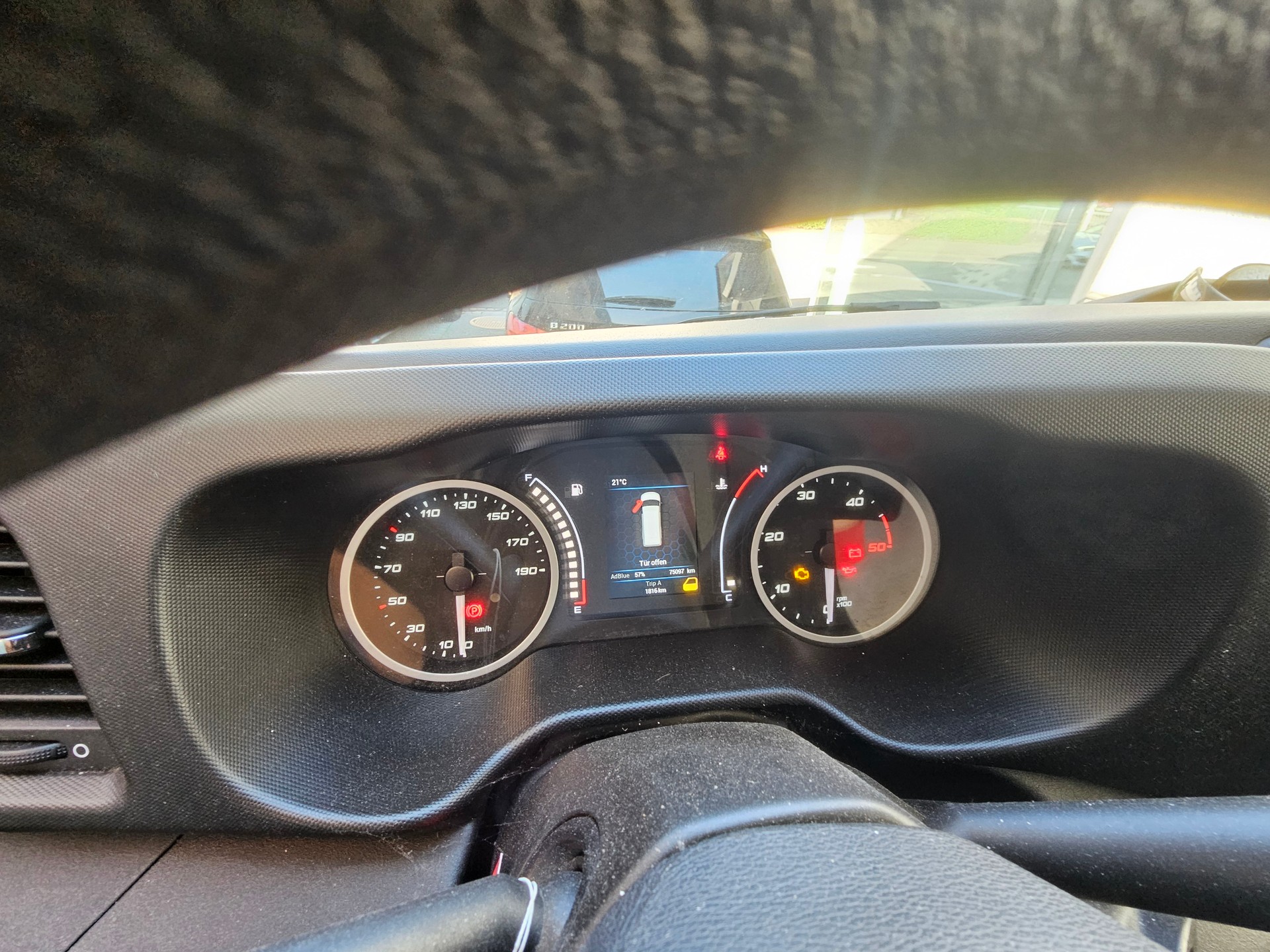 IVECO 33 S 16 V-image-10