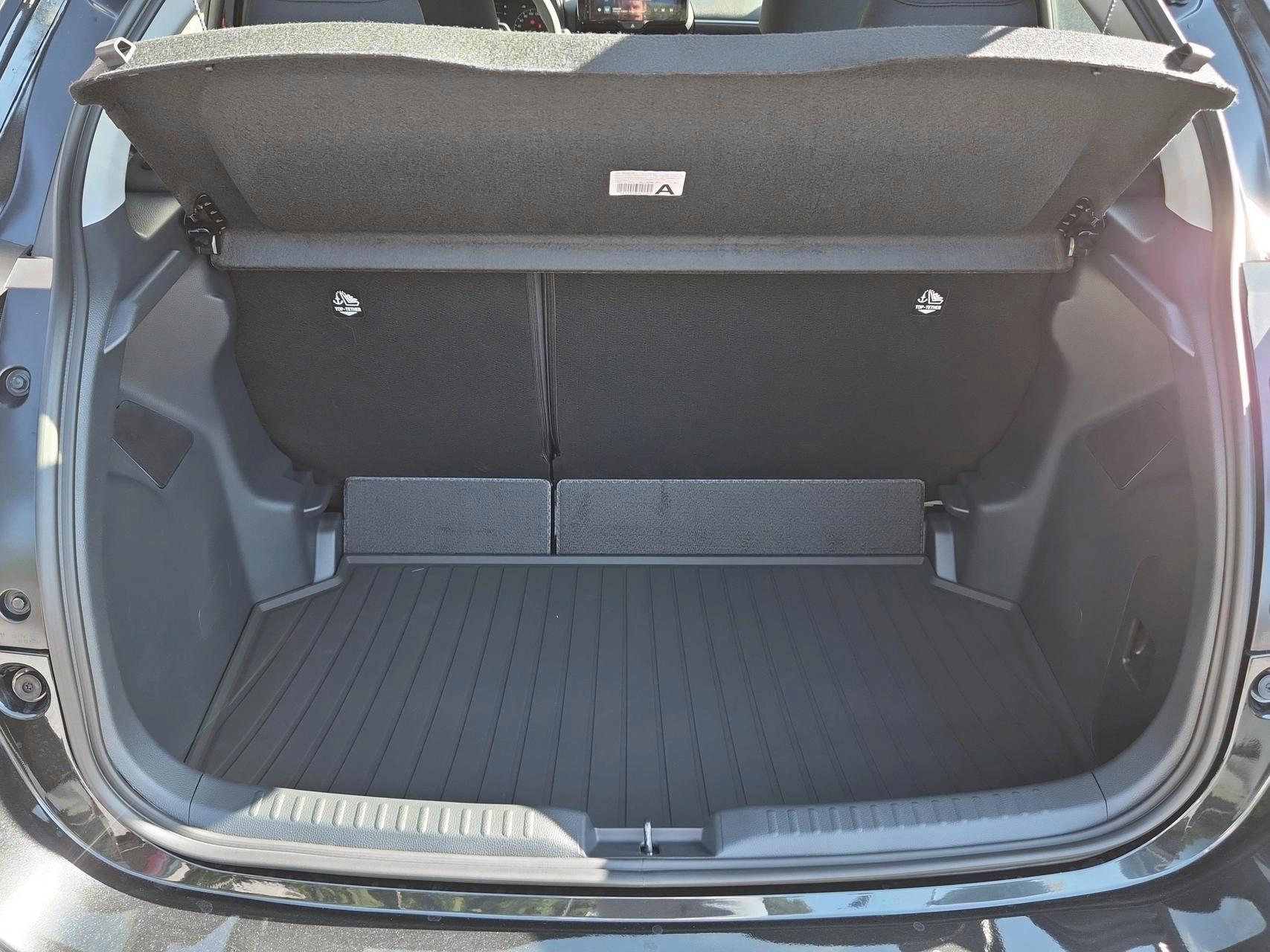 MAZDA 2 Hybrid Centre-line-image-12