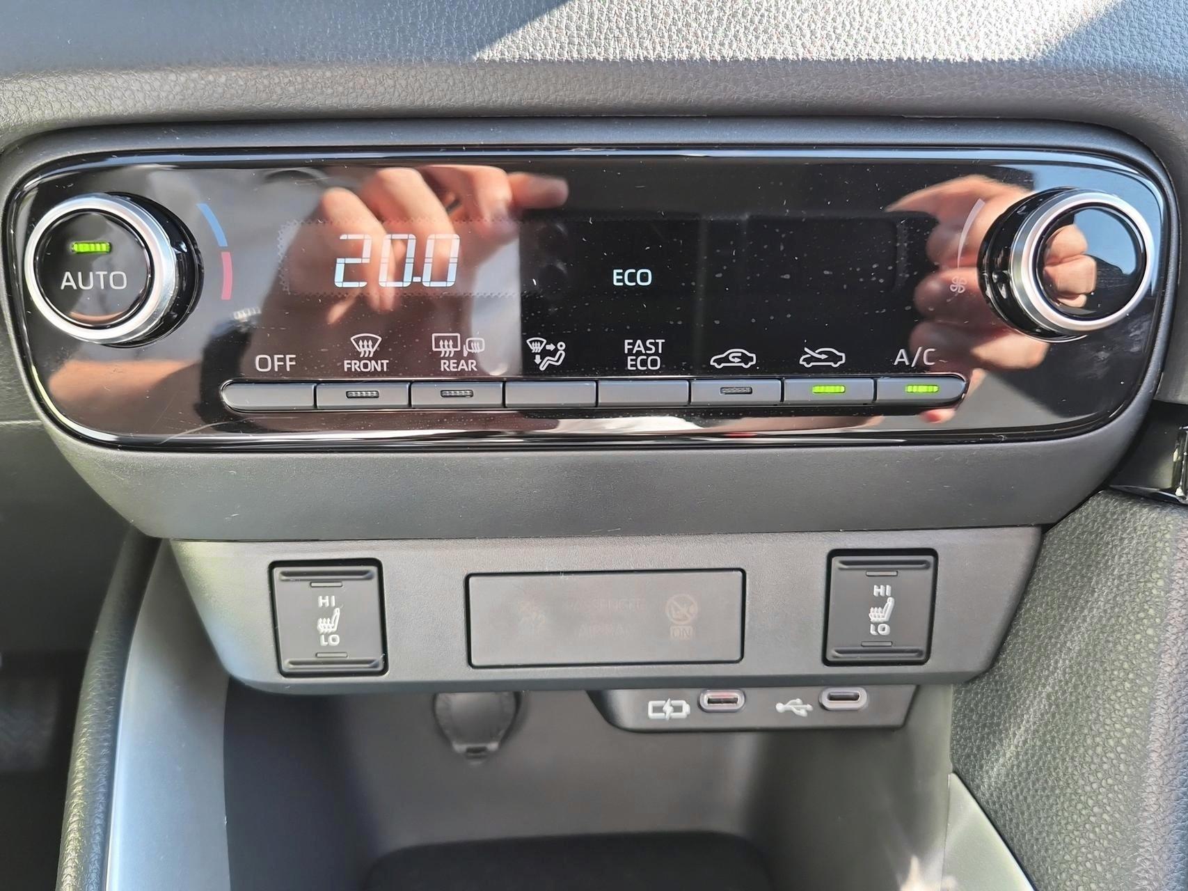 MAZDA 2 Hybrid Centre-line-image-18