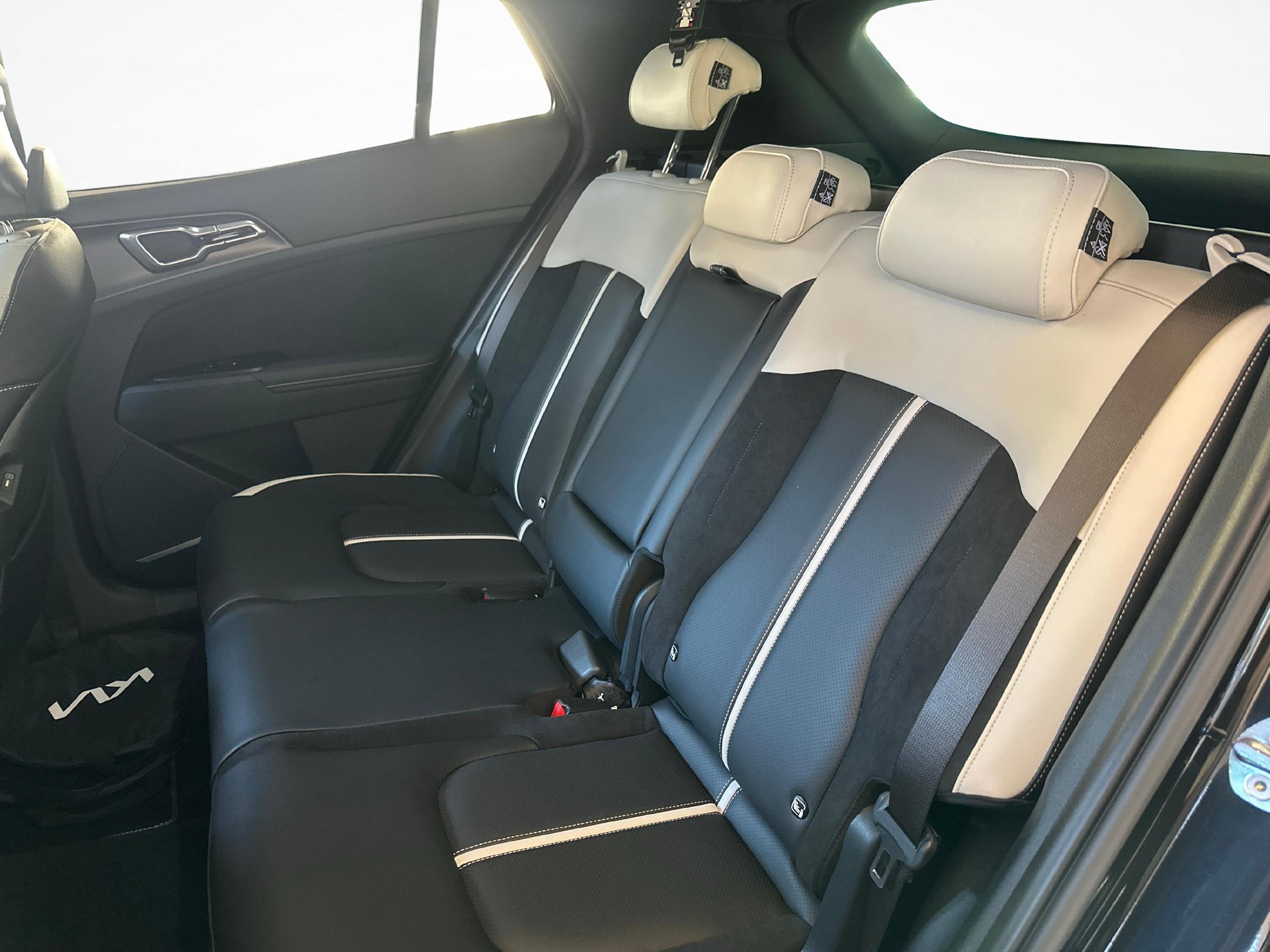 KIA Sportage 1.6 T-GDi PHEV GT-Line-image-12