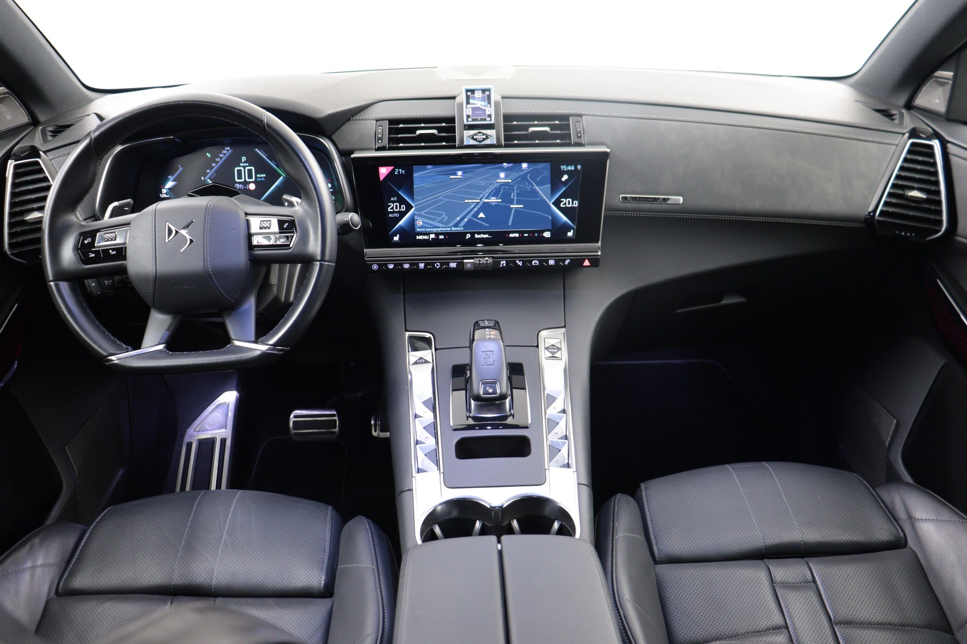DS AUTOMOBILES 7 Crossback 1.6 E-Tense Louvre 4x4-image-10