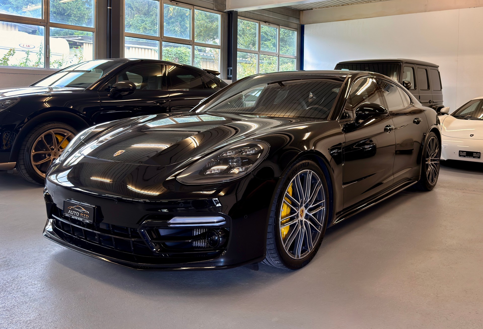 PORSCHE Panamera 4S Diesel PDK-image-2