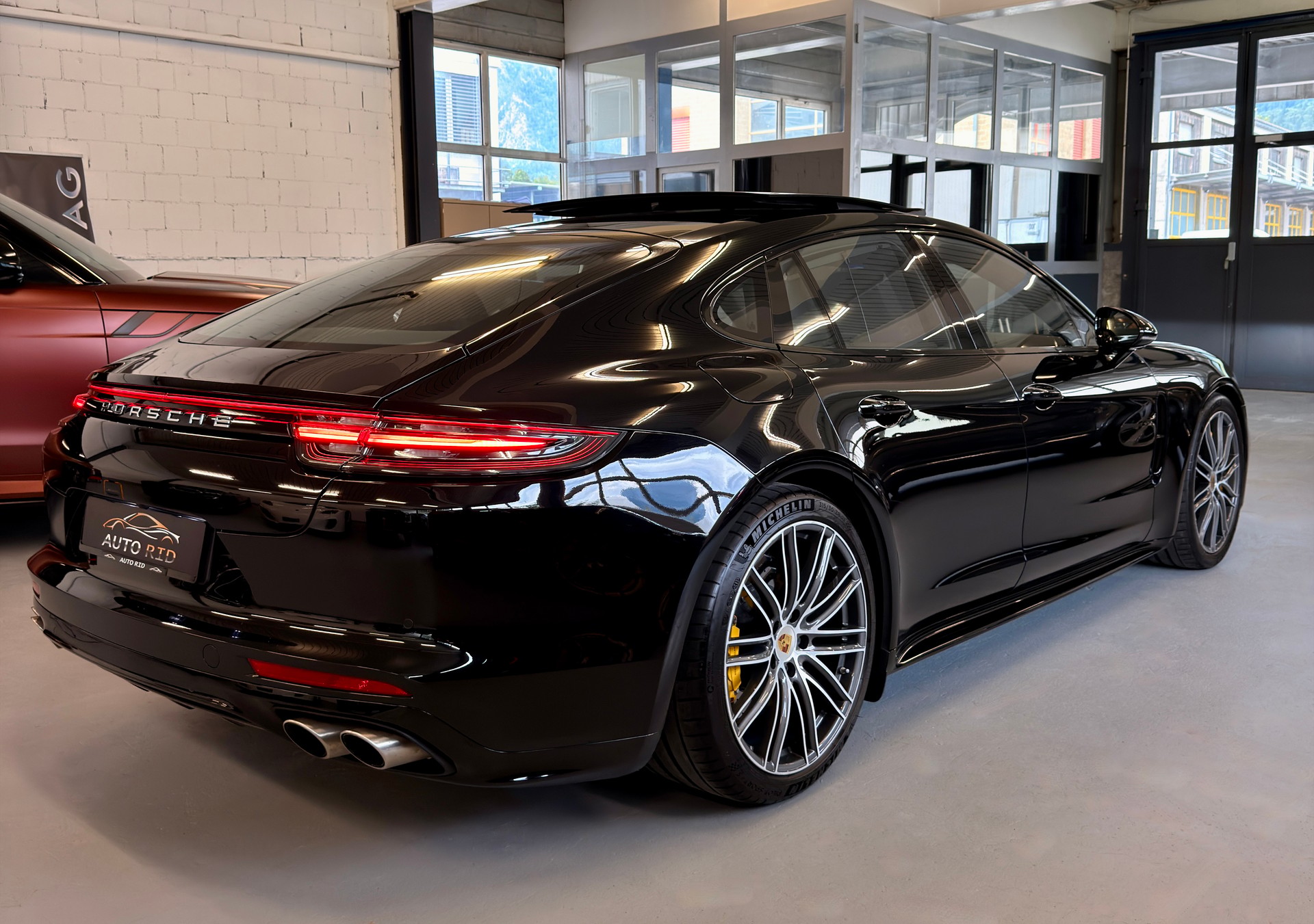 PORSCHE Panamera 4S Diesel PDK-image-5
