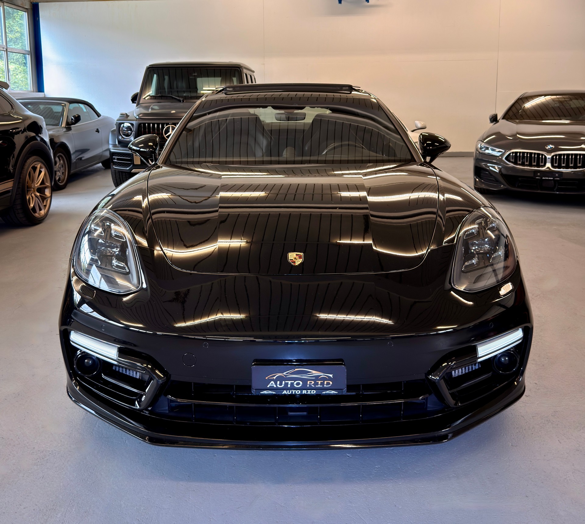 PORSCHE Panamera 4S Diesel PDK-image-1