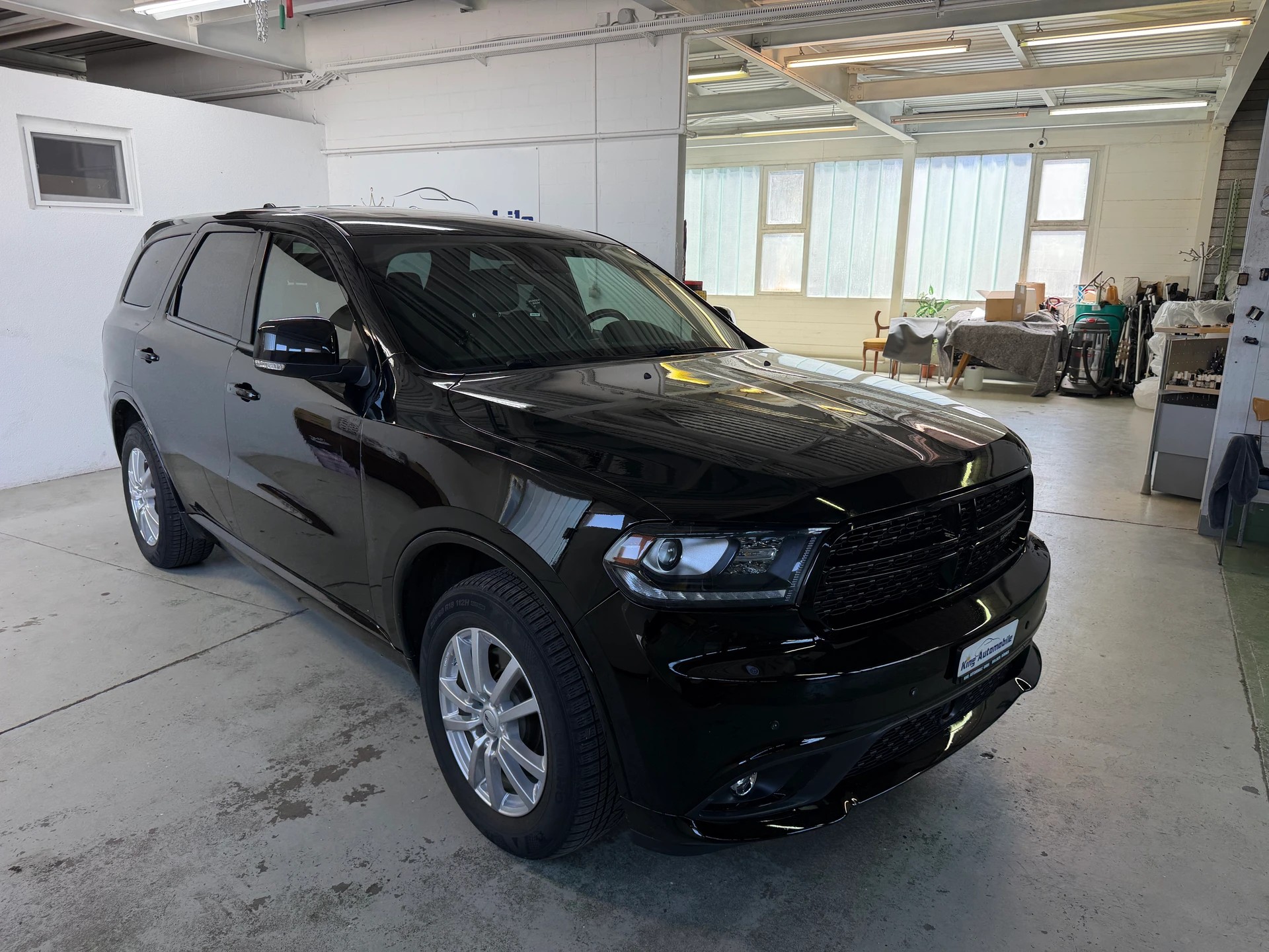 DODGE Durango R/T 5.7 AWD | Frisch MFK | Tiefergelegt | Schiebedach | 7-Plätzer-image-0