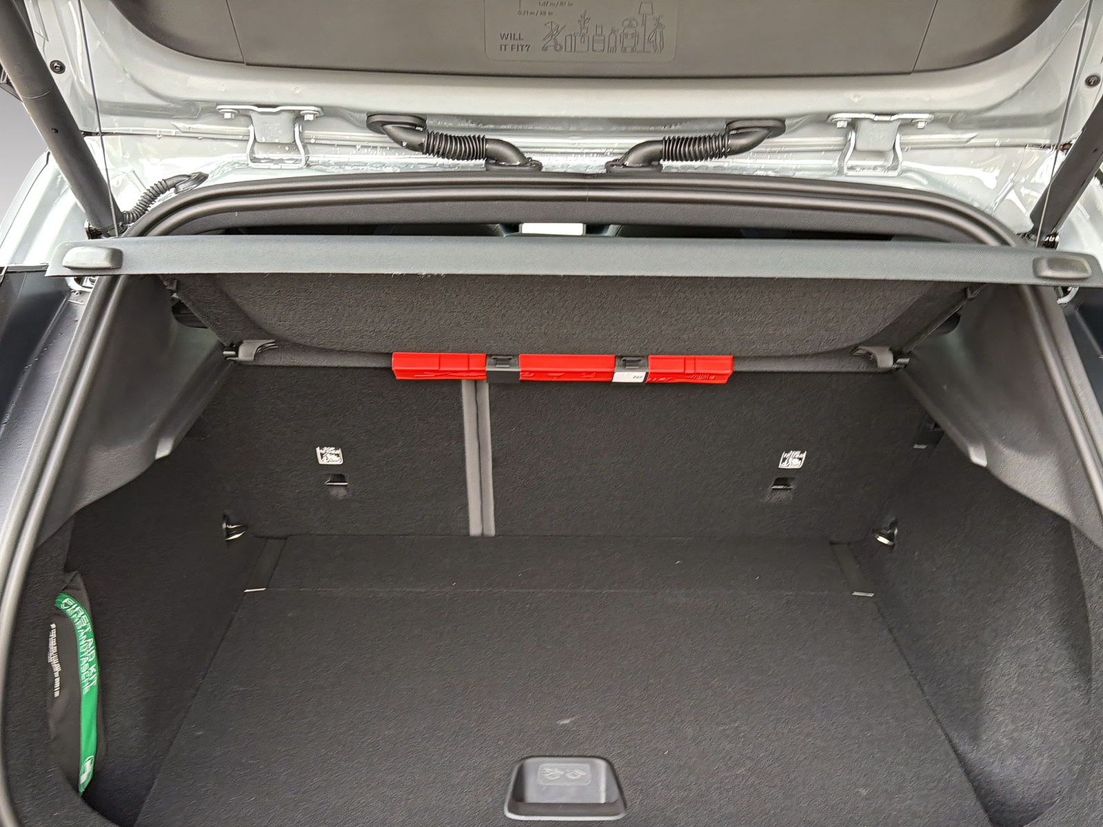 VOLVO EX30 E60 Twin Ultra Performance AWD-image-19