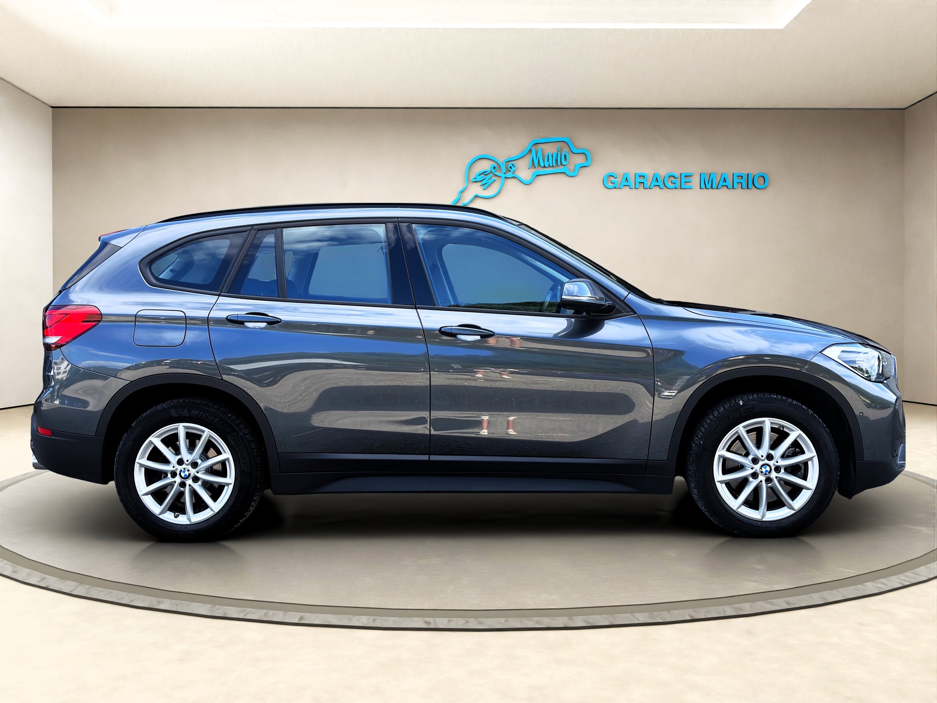 BMW X1 xDrive 20d Steptronic ✅CH-Fahrzeug & Gratis-Service✅-image-3