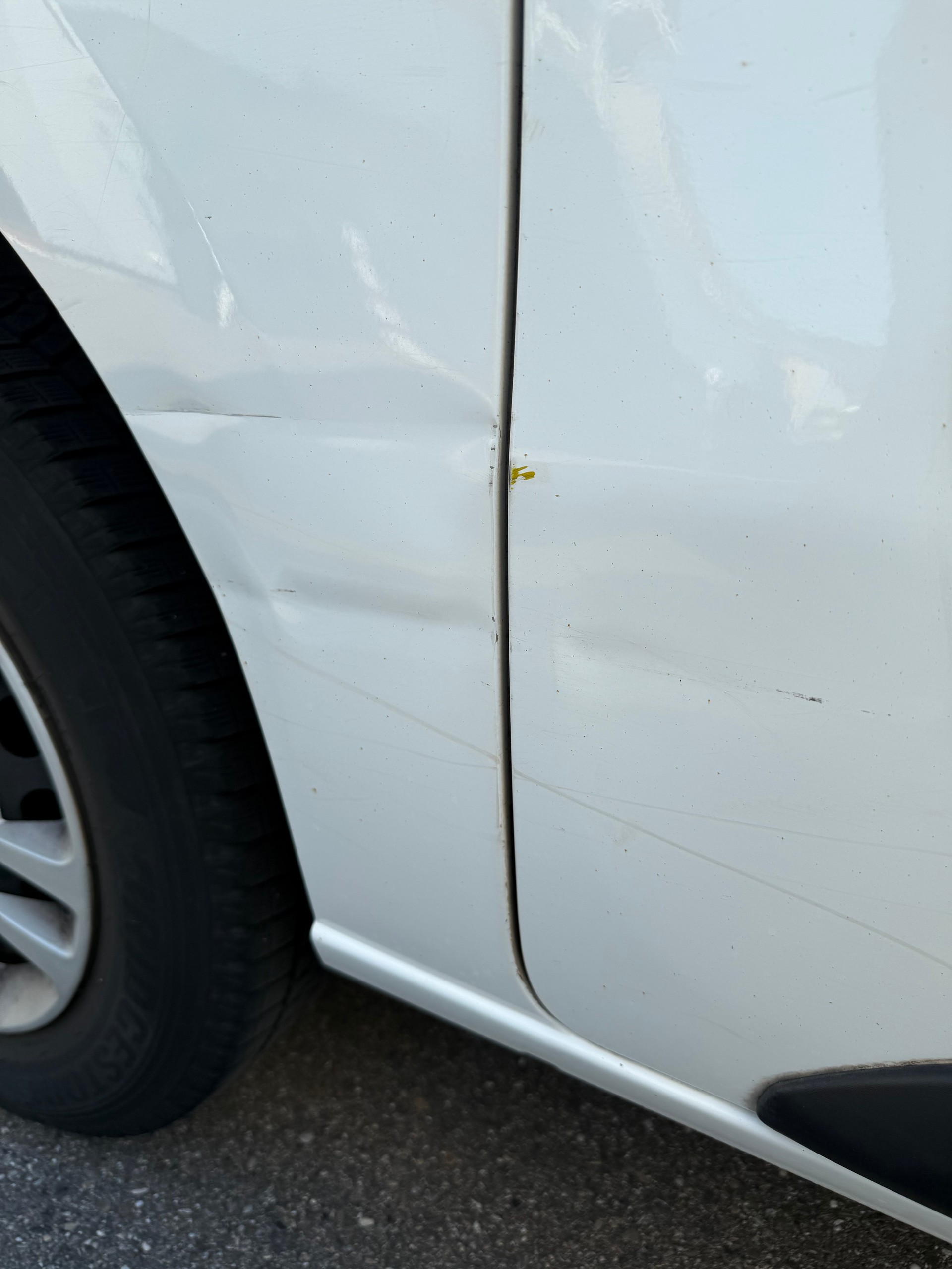 PEUGEOT 2.0 BlueHDi 120 Allure S/S-image-4