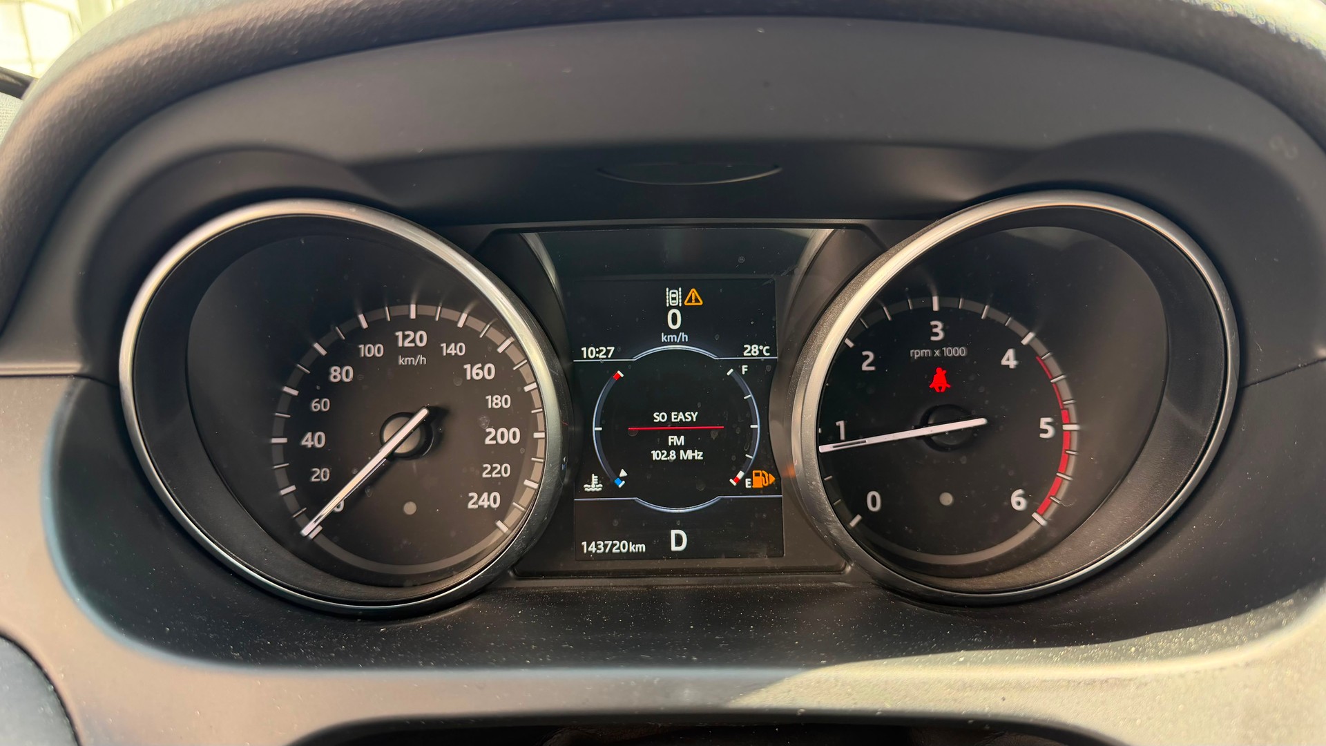 LAND ROVER Discovery Sport 2.0 TD4 HSE AT9-image-23