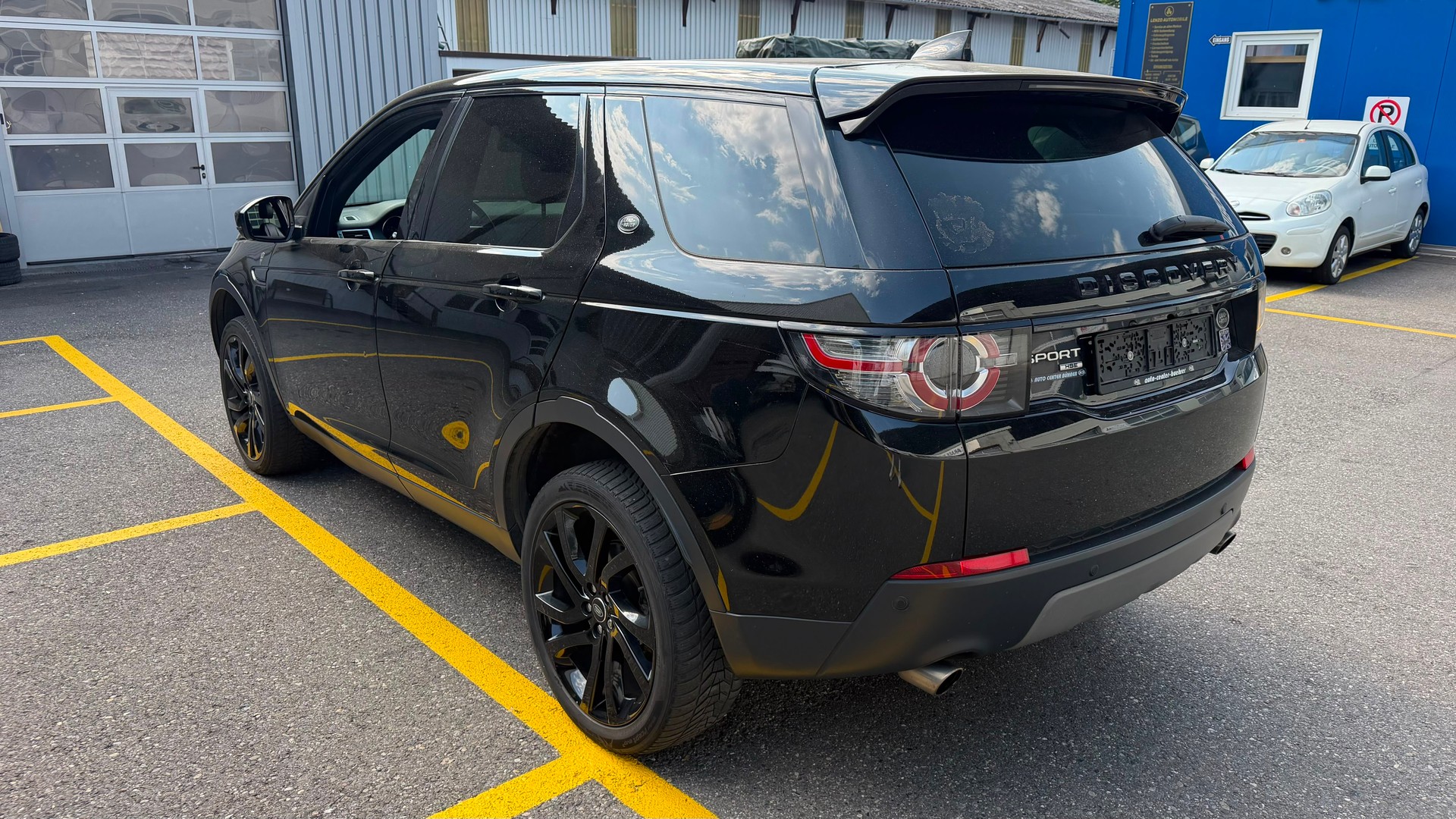 LAND ROVER Discovery Sport 2.0 TD4 HSE AT9-image-4