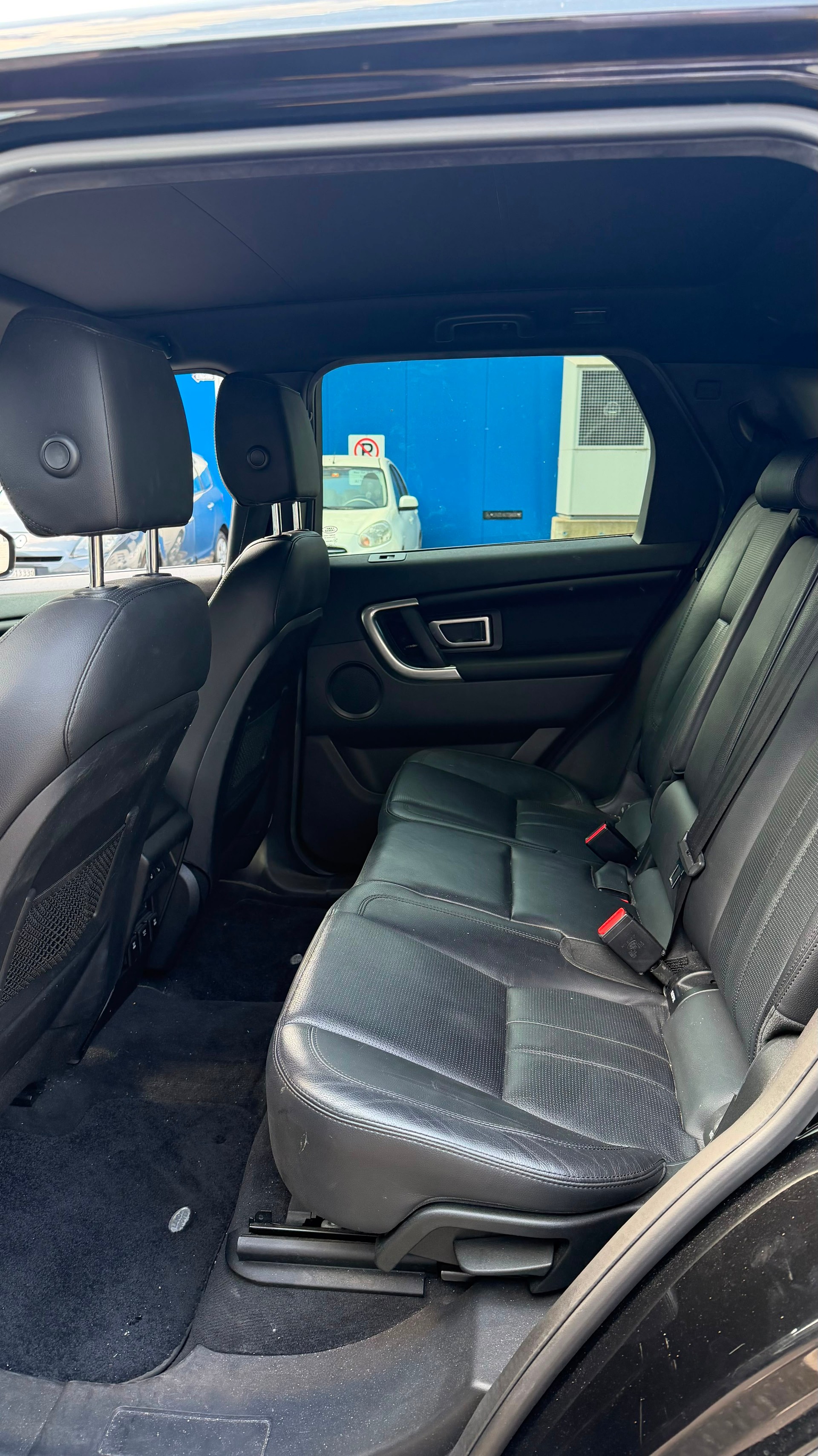LAND ROVER Discovery Sport 2.0 TD4 HSE AT9-image-21