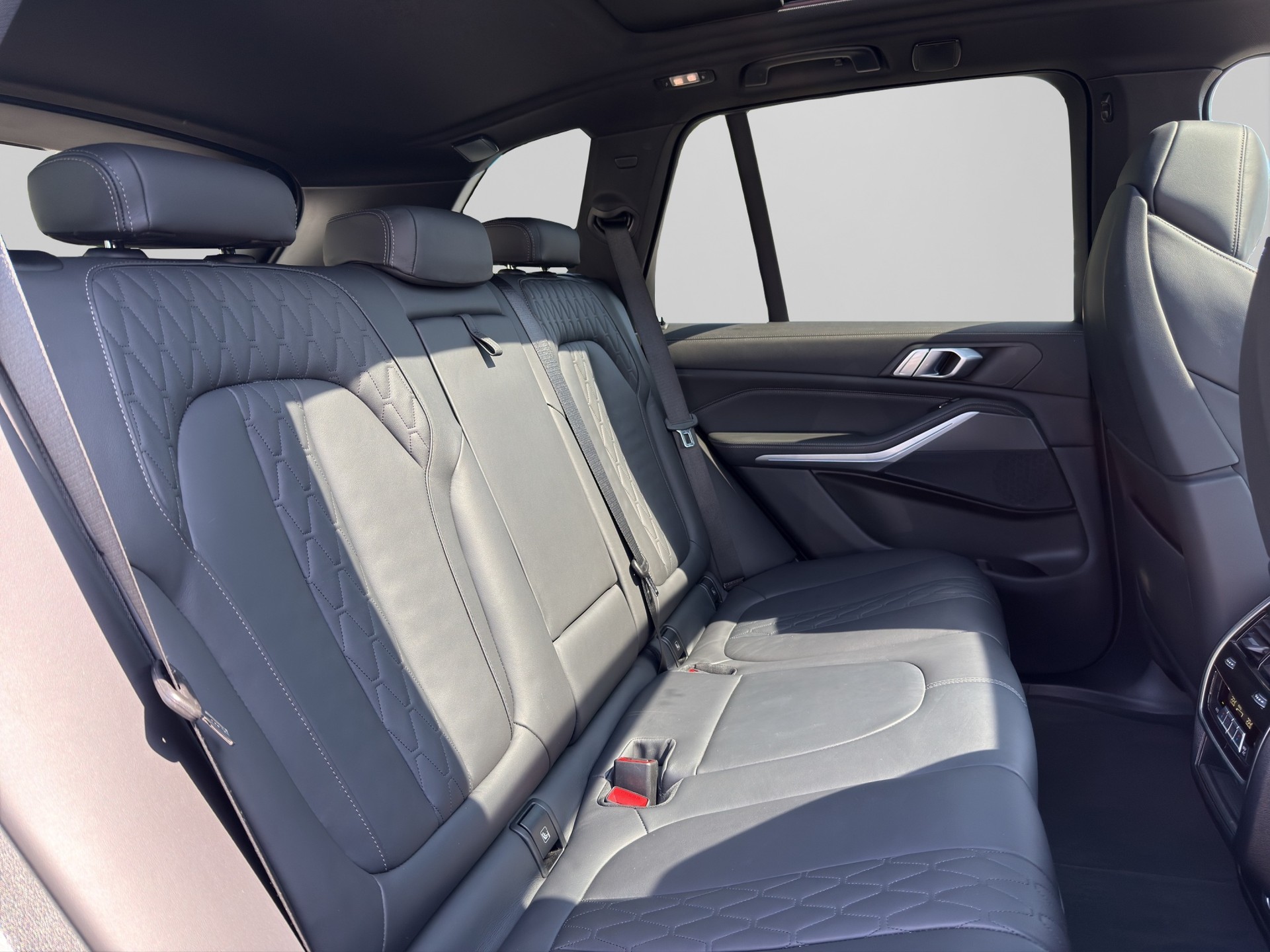 BMW X5 xDrive45e M Sport-image-12