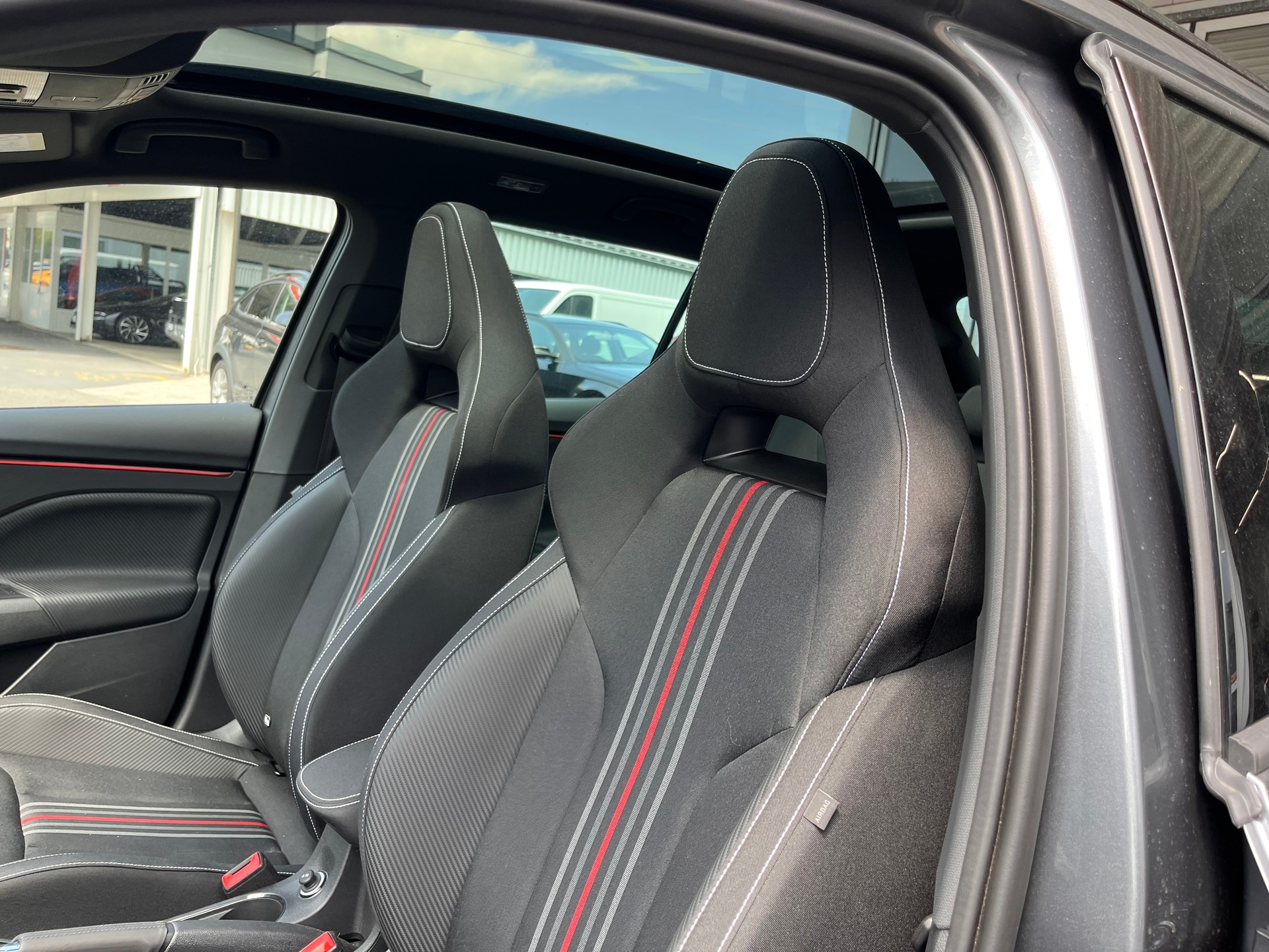 SKODA Kamiq 1.5 TSI Monte Carlo DSG-image-5