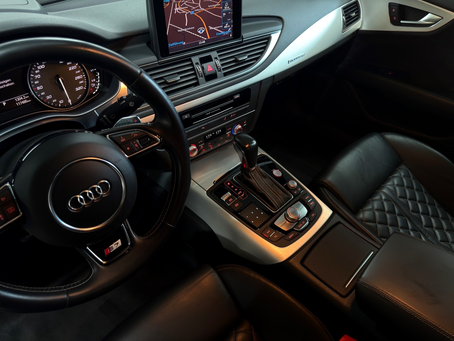 AUDI S7 Sportback 4.0 TFSI V8 quattro S-tronic-image-24