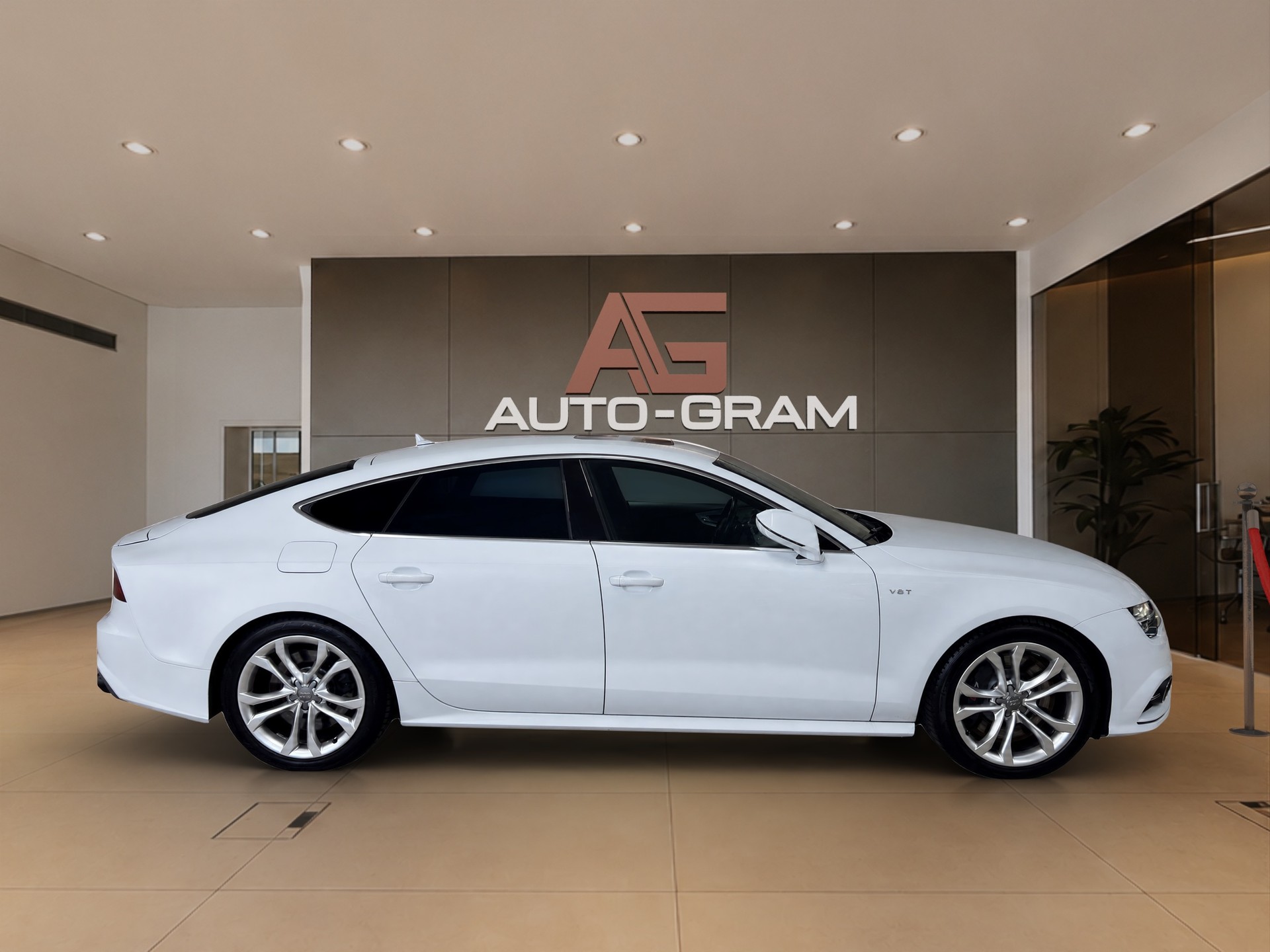 AUDI S7 Sportback 4.0 TFSI V8 quattro S-tronic-image-5