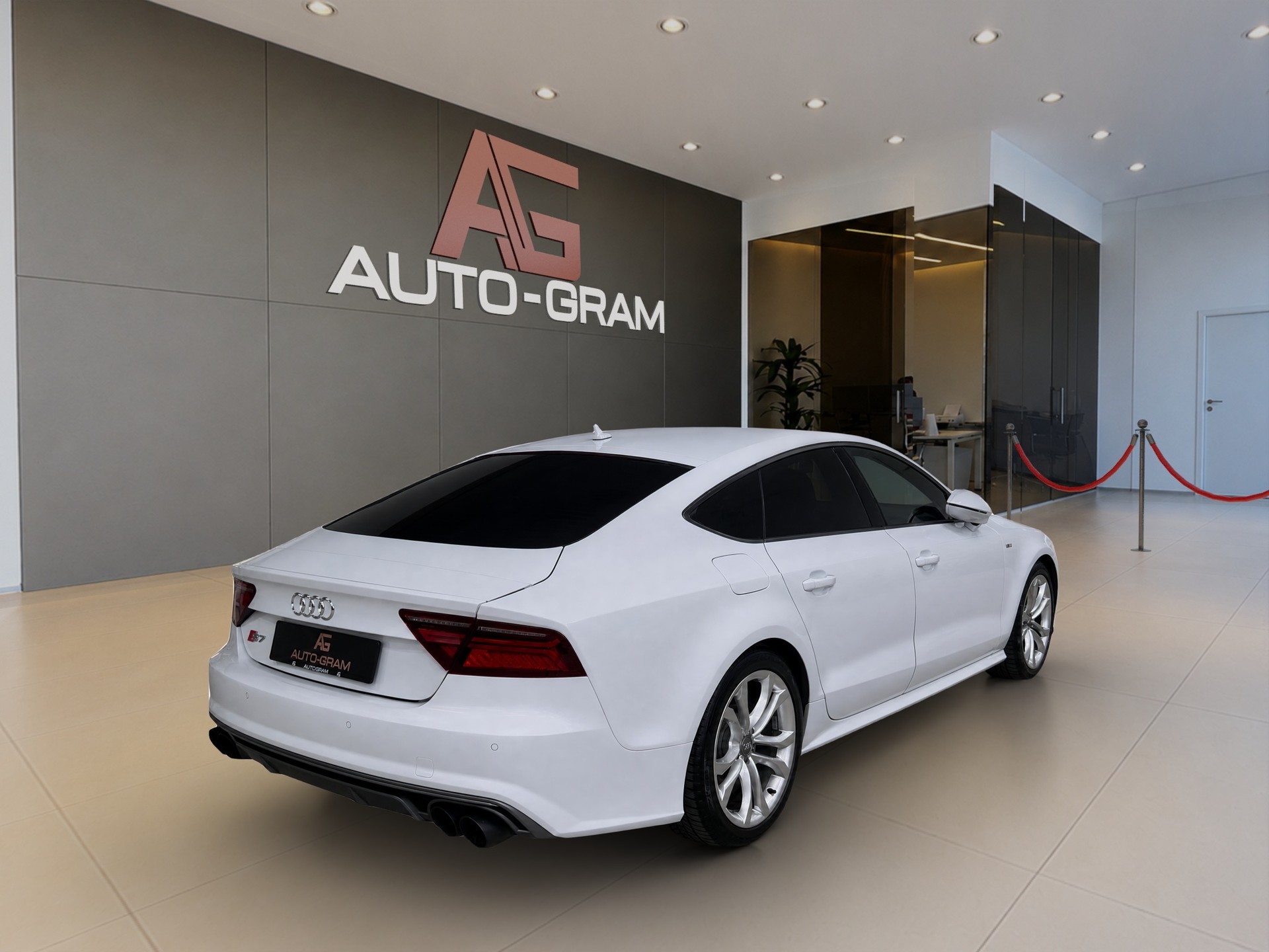 AUDI S7 Sportback 4.0 TFSI V8 quattro S-tronic-image-4