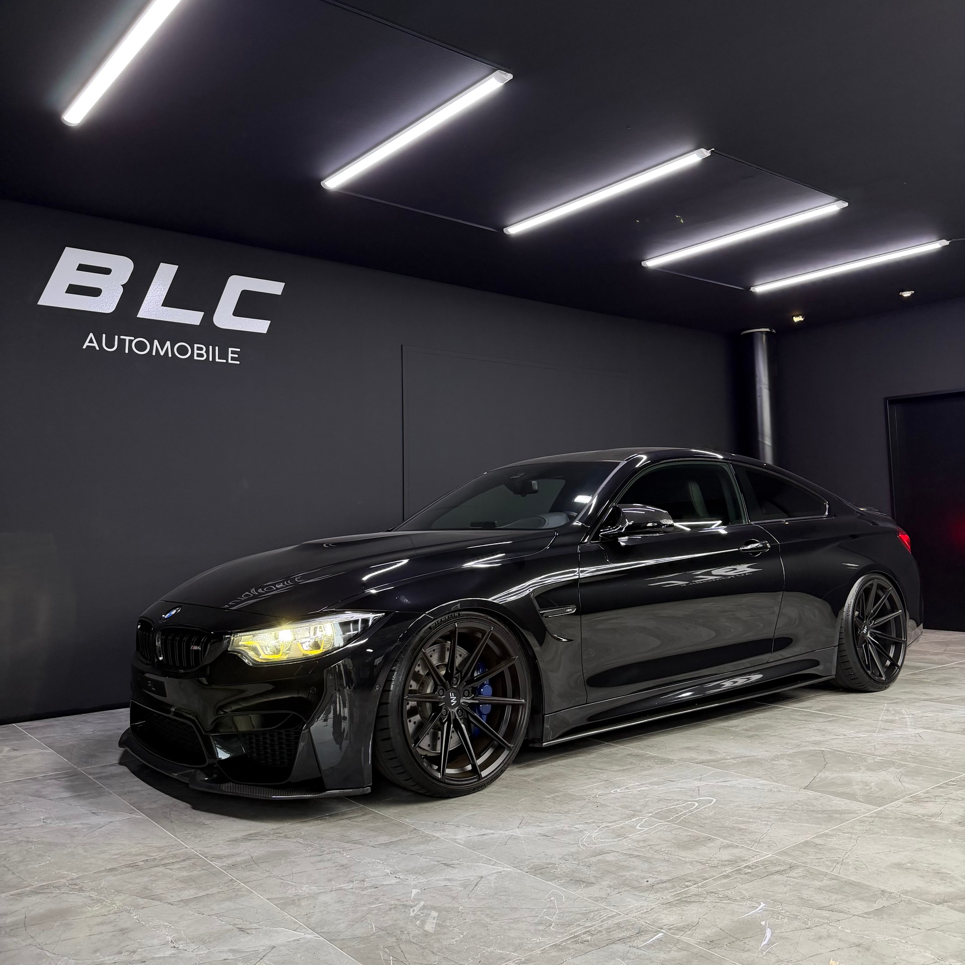 BMW M4 Coupé Competition DKG