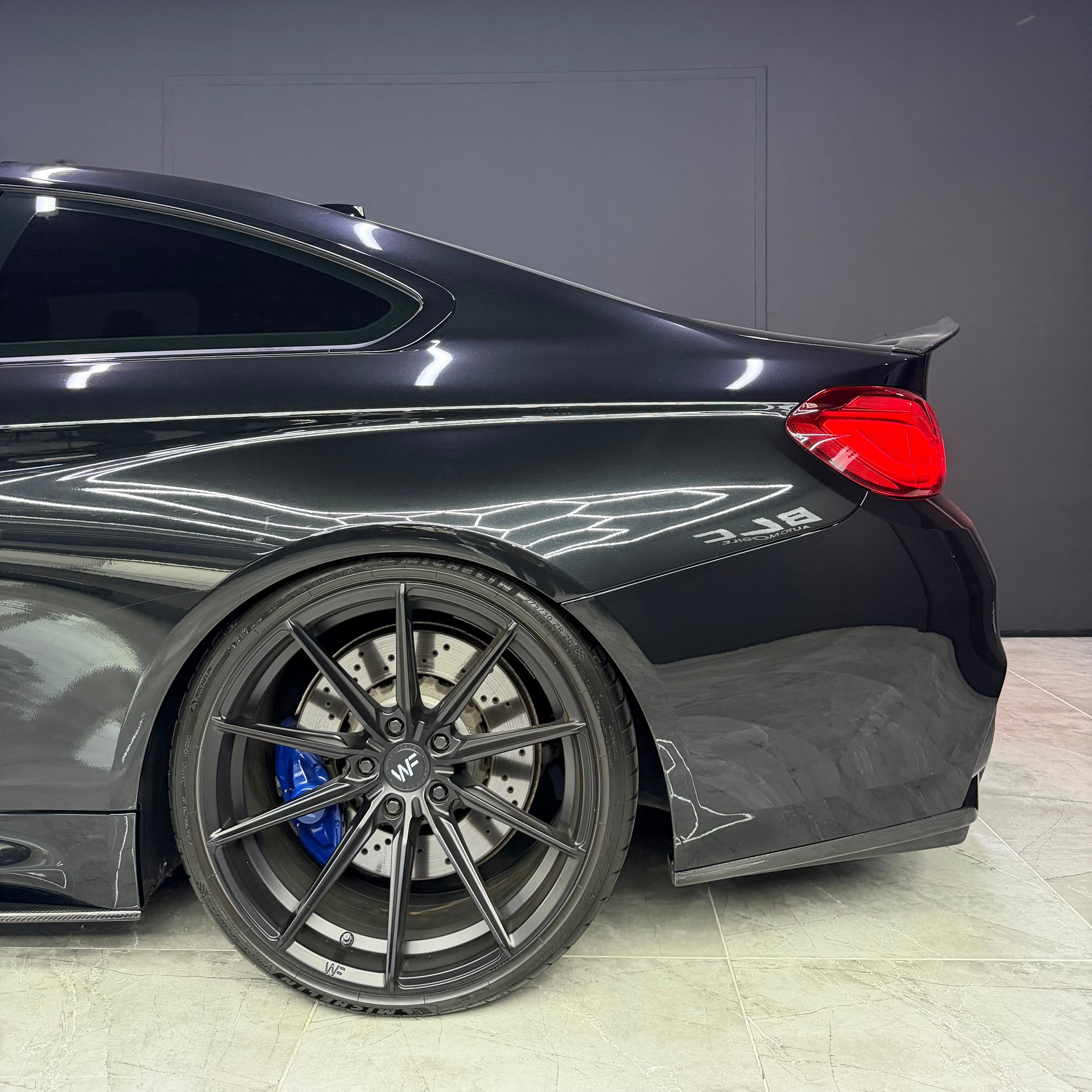 BMW M4 Coupé Competition DKG-image-6