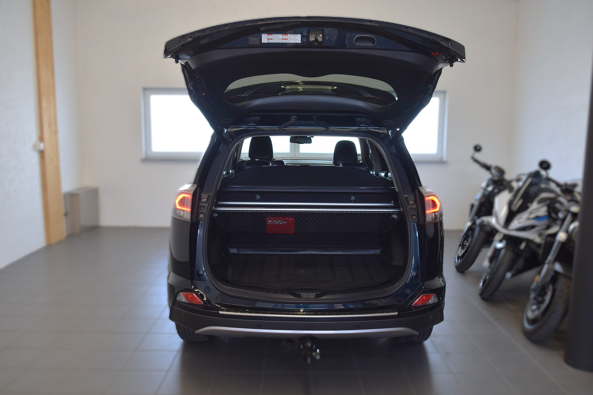 TOYOTA RAV-4 2.5 HSD Premium e-CVT-image-5