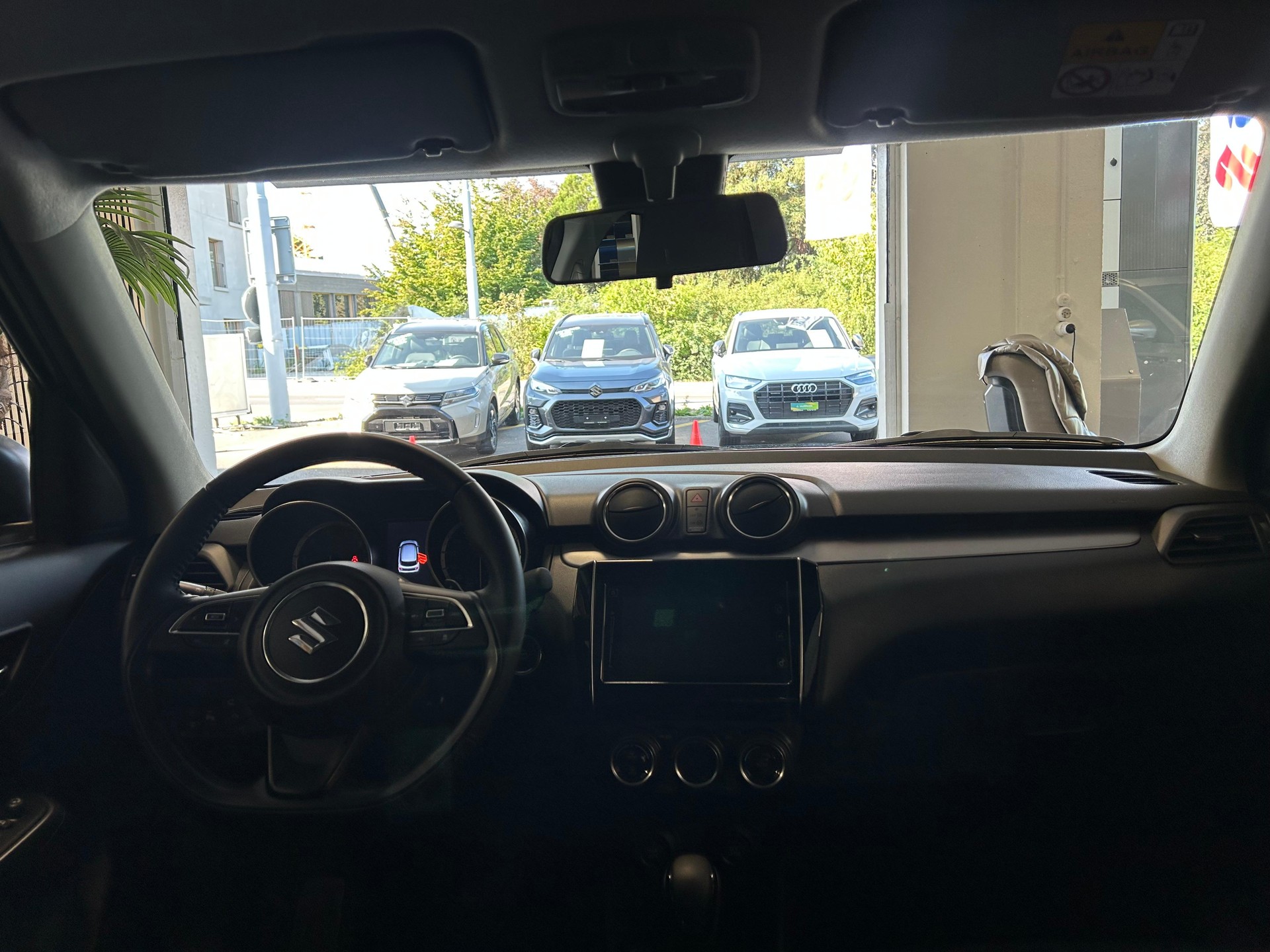 SUZUKI Swift 1.2 Compact Top Hybrid-image-7