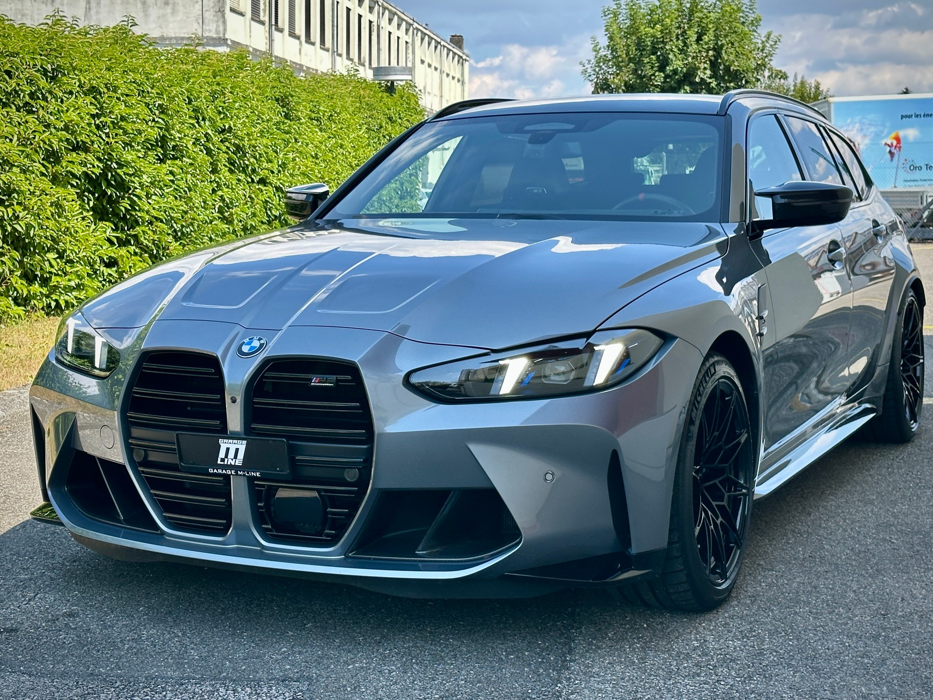 BMW M3 Touring xDrive Competition M-image-1