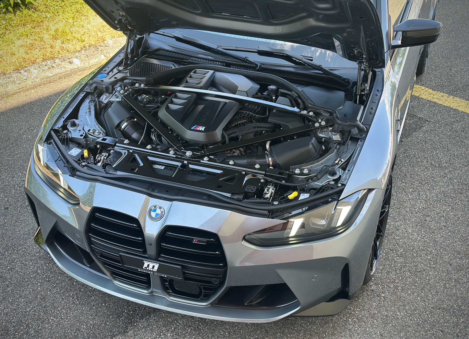 BMW M3 Touring xDrive Competition M-image-6