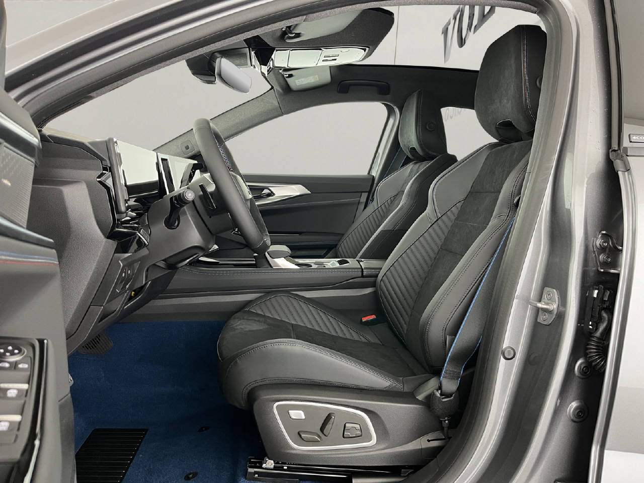 RENAULT Rafale 1.2 E-Tech Plug-in Atelier Alpine-image-7